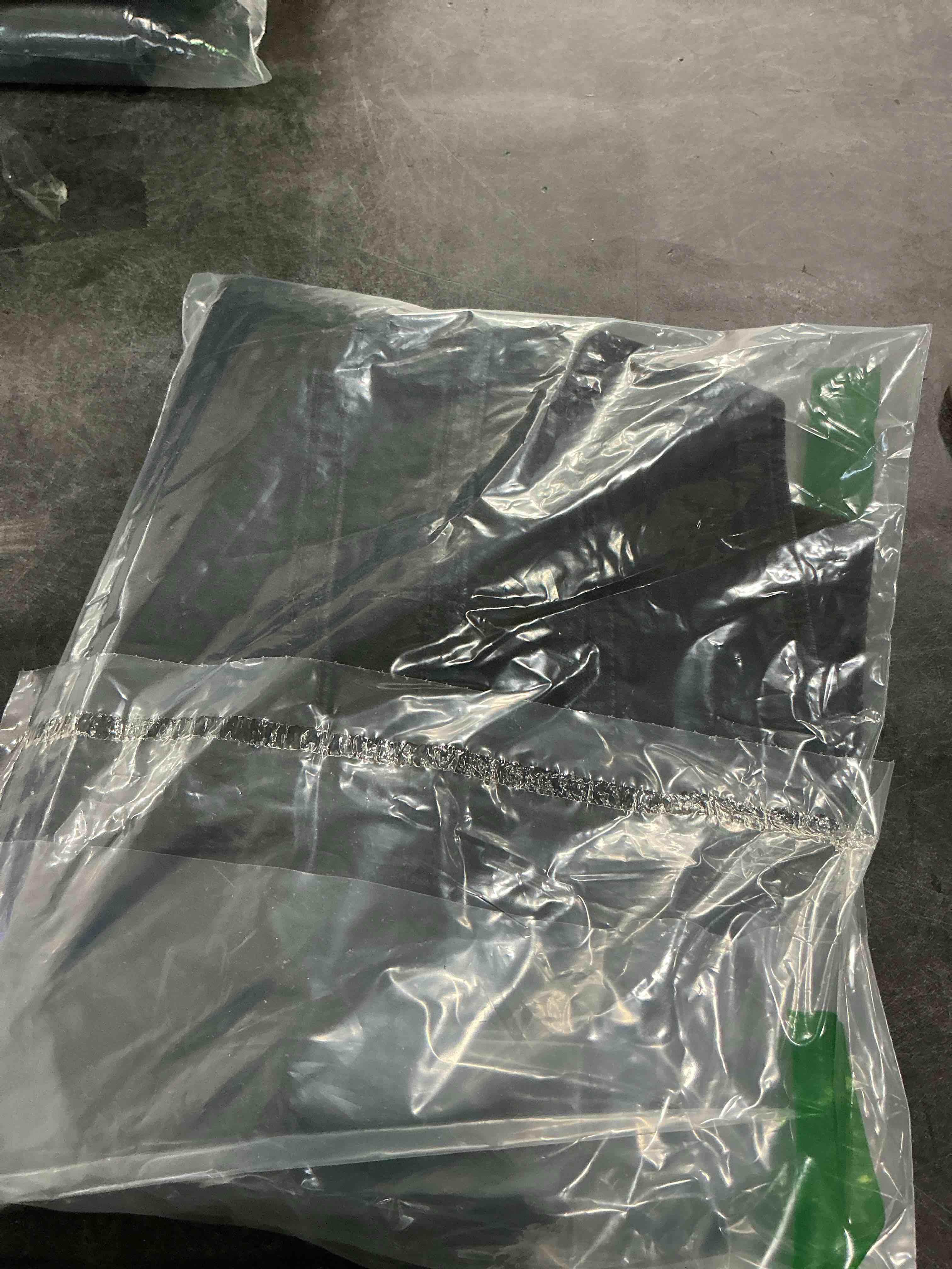 https://s3.amazonaws.com/lotting-images-prod/NonstopDeals/GRA3505279_1760047237077.jpeg