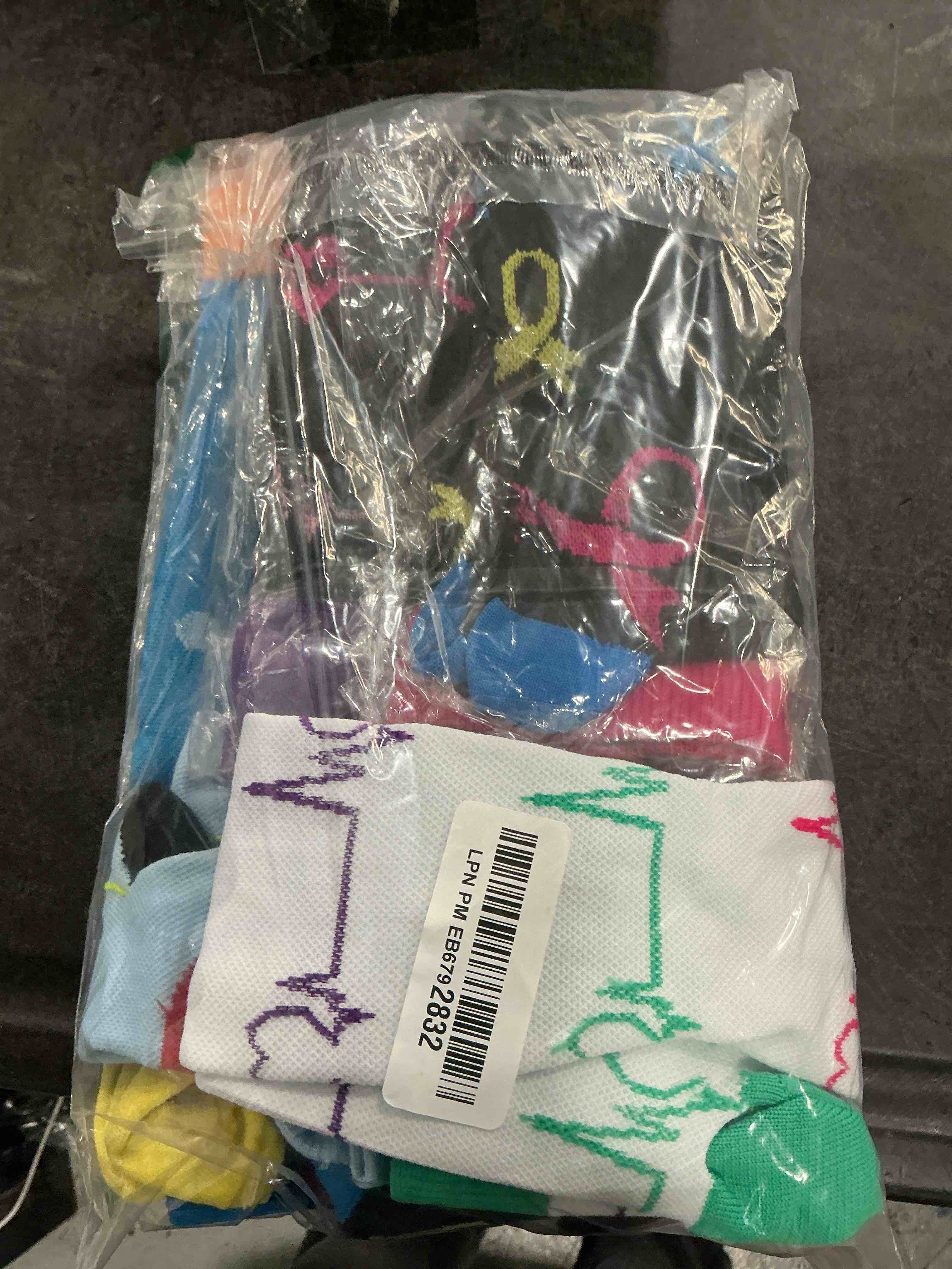 https://s3.amazonaws.com/lotting-images-prod/NonstopDeals/GRA3505284_1760048645540.jpeg