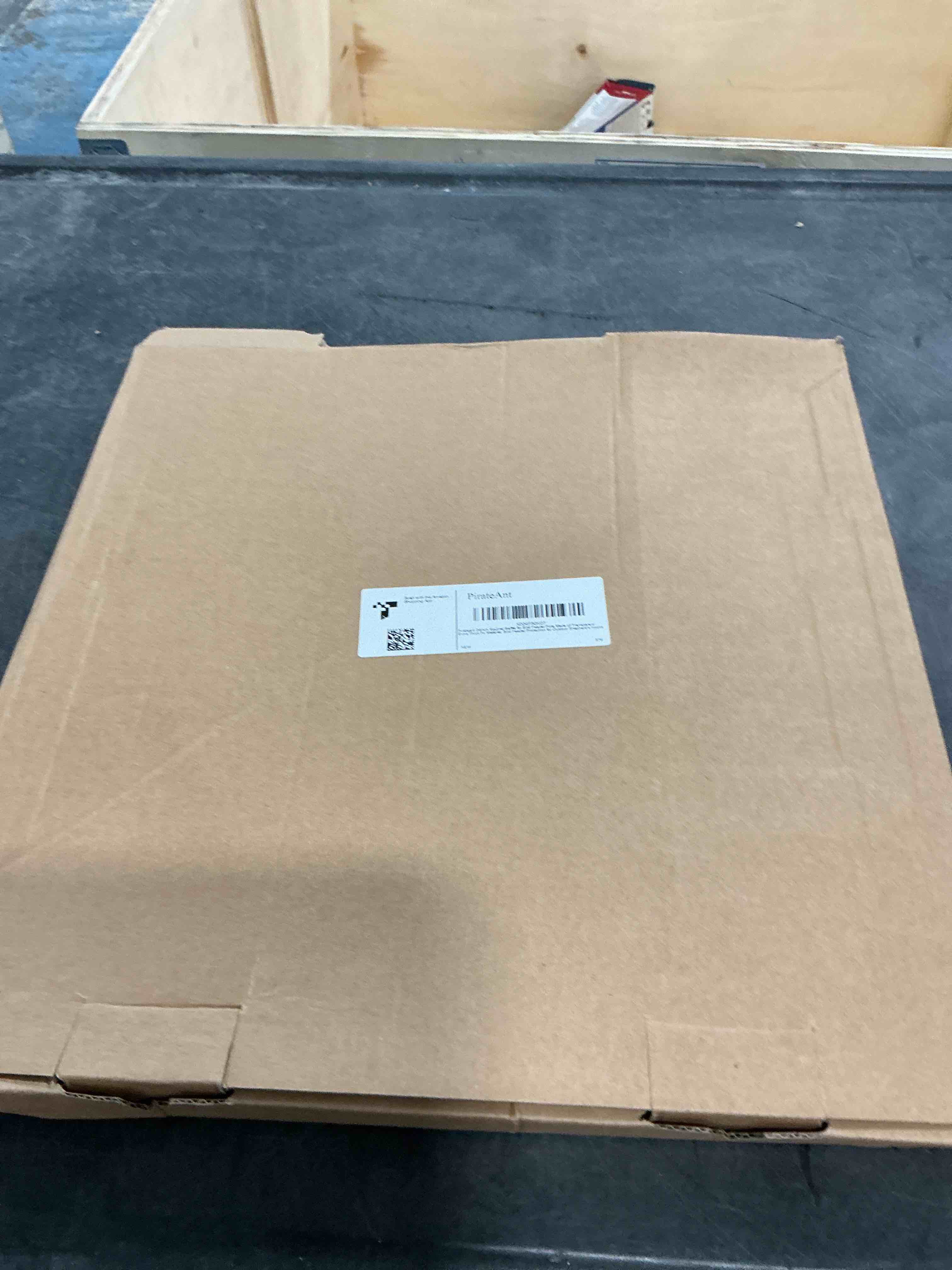 https://s3.amazonaws.com/lotting-images-prod/NonstopDeals/GRA3505330_1760111447861.jpeg