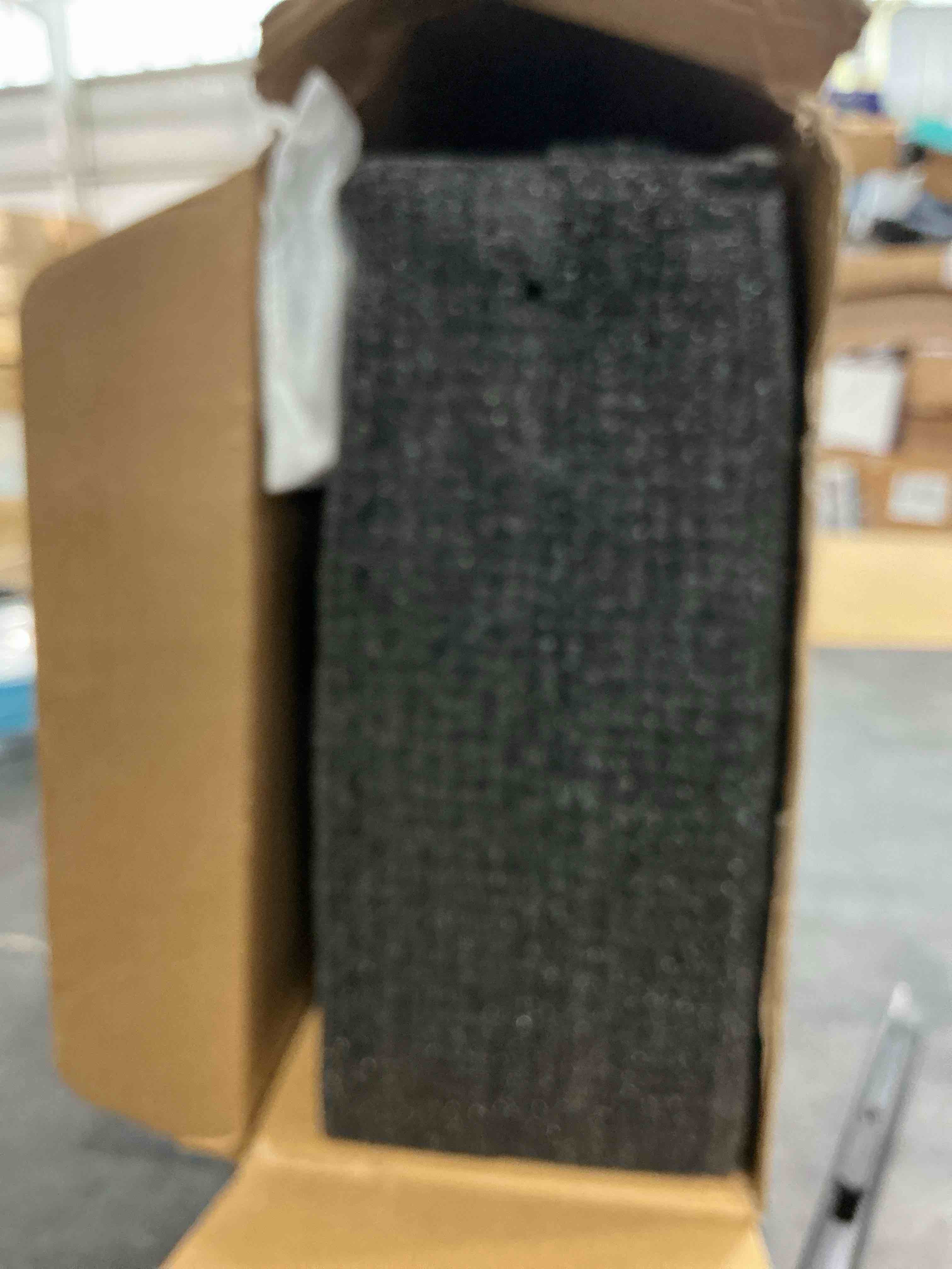 https://s3.amazonaws.com/lotting-images-prod/NonstopDeals/GRA3505338_1760113319857.jpeg