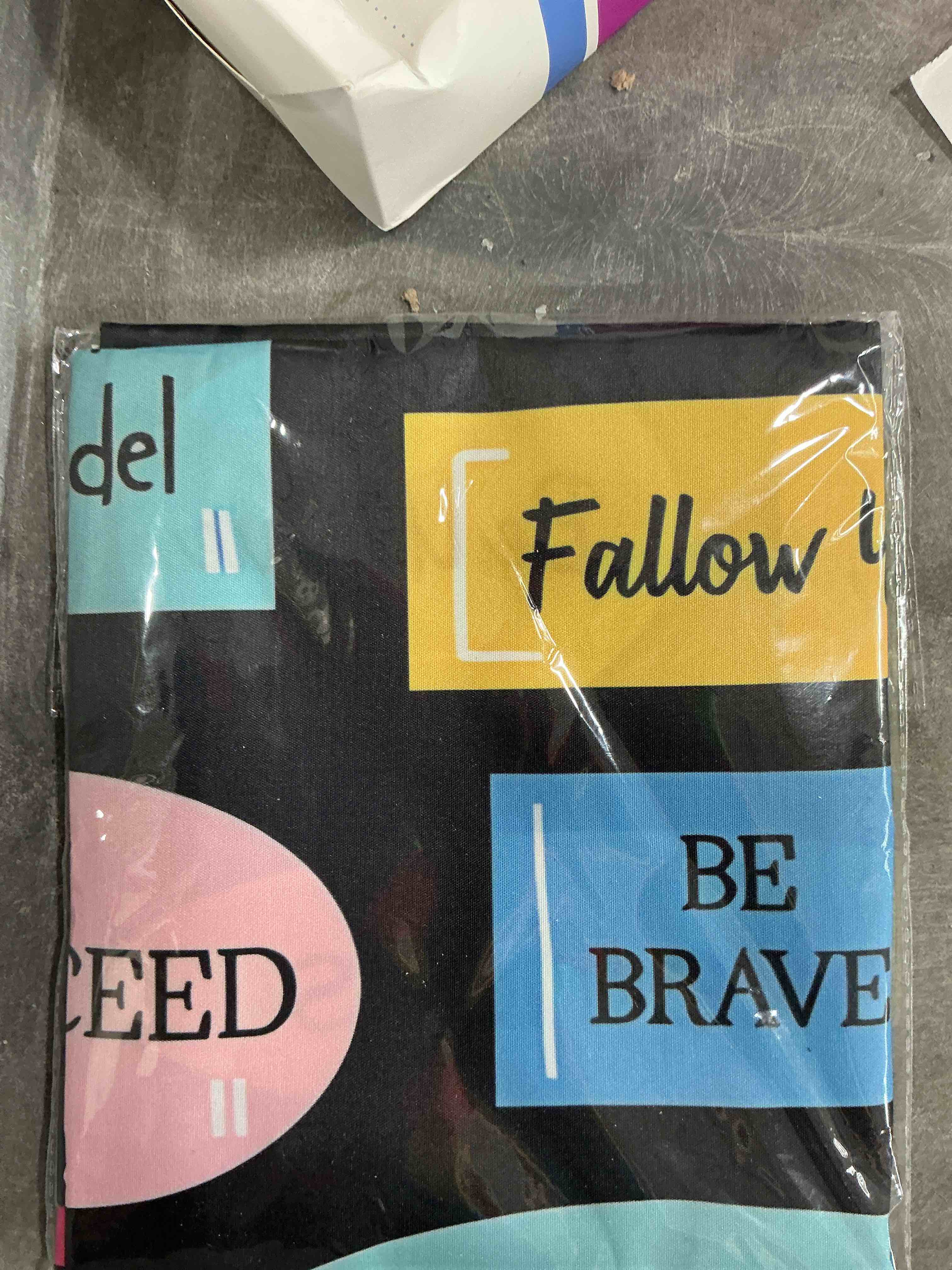 https://s3.amazonaws.com/lotting-images-prod/NonstopDeals/GRA3505364_1760118146966.jpeg