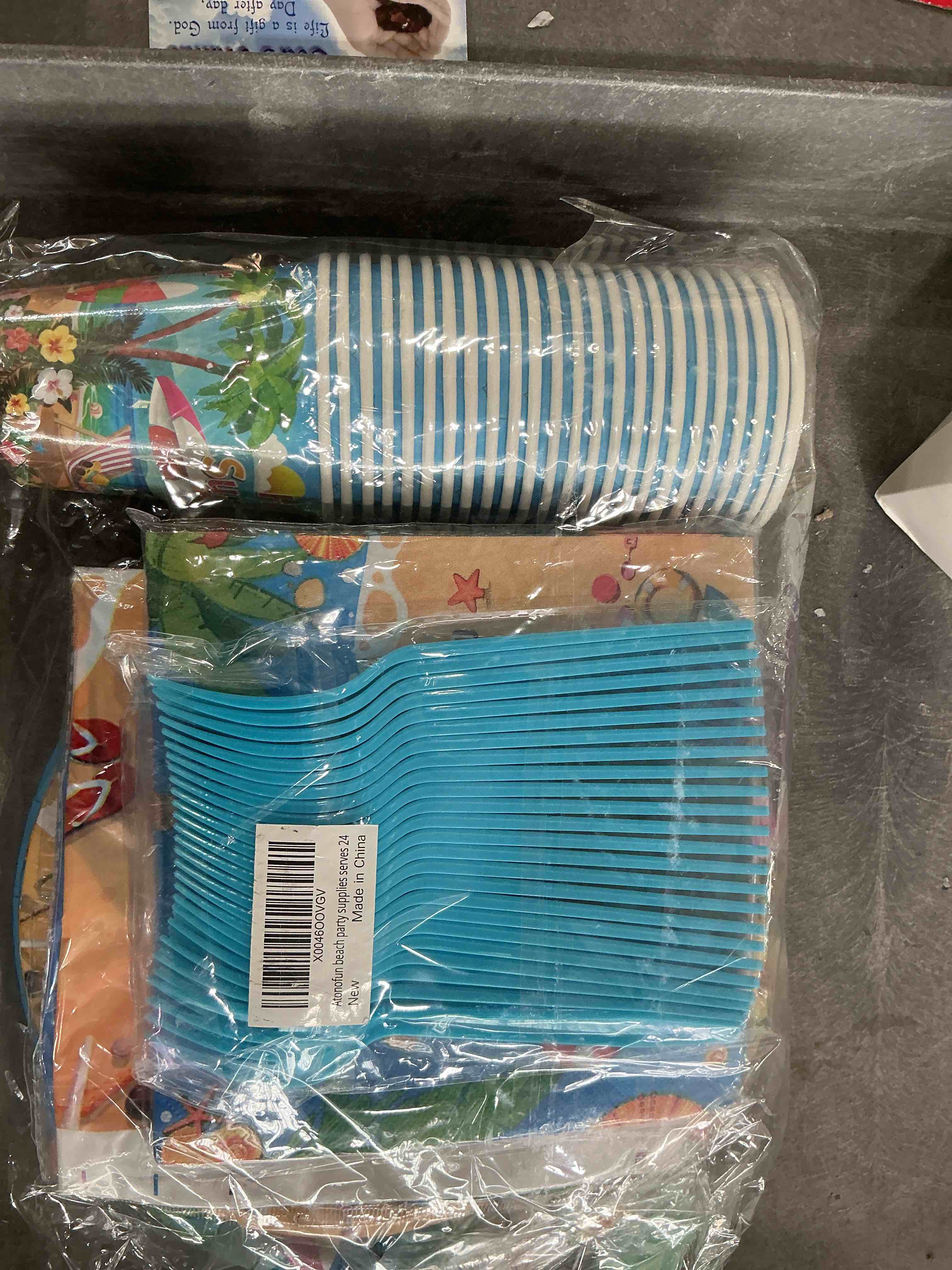 https://s3.amazonaws.com/lotting-images-prod/NonstopDeals/GRA3505365_1760118282361.jpeg