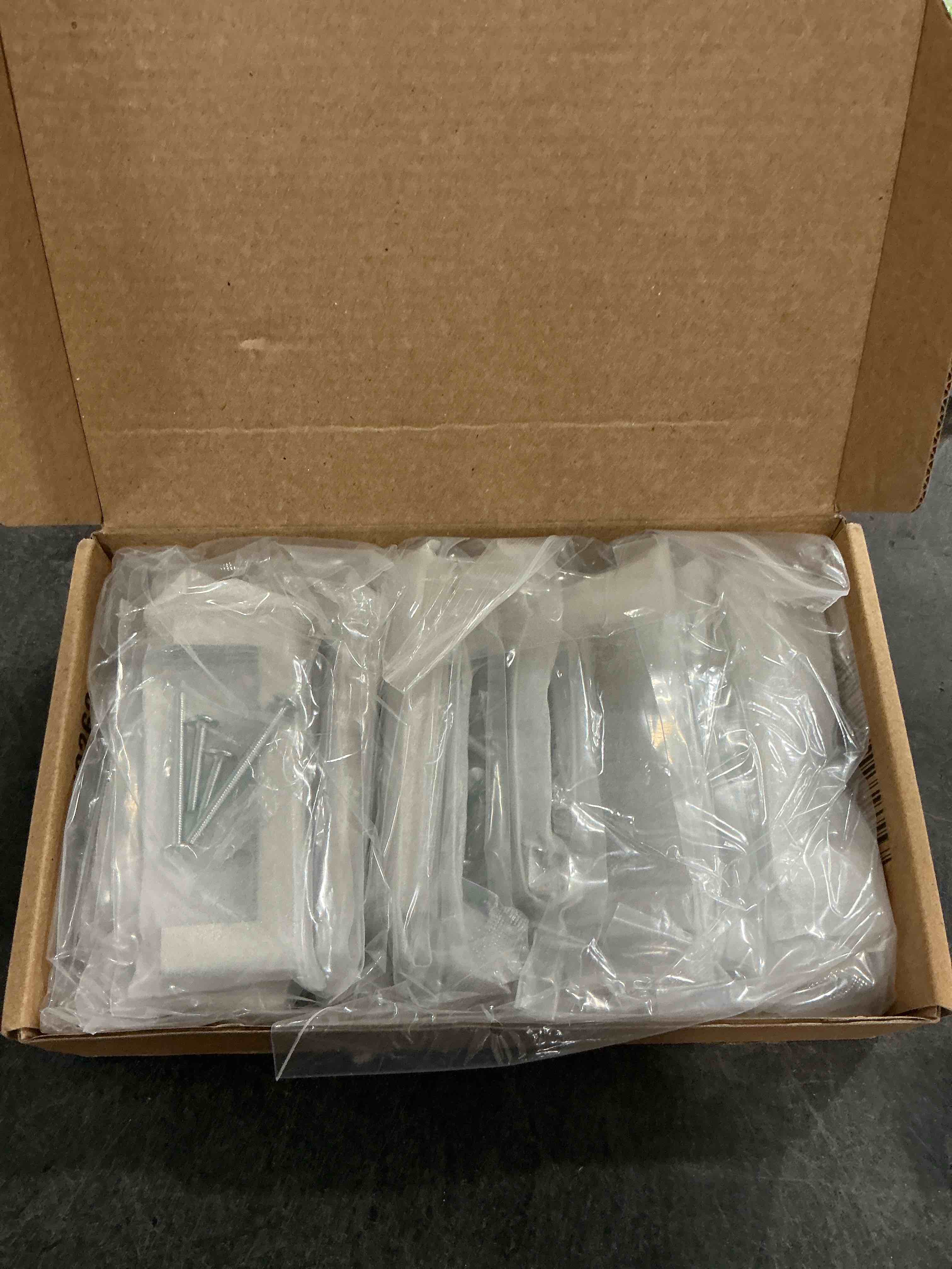 https://s3.amazonaws.com/lotting-images-prod/NonstopDeals/GRA3505392_1760116302916.jpeg