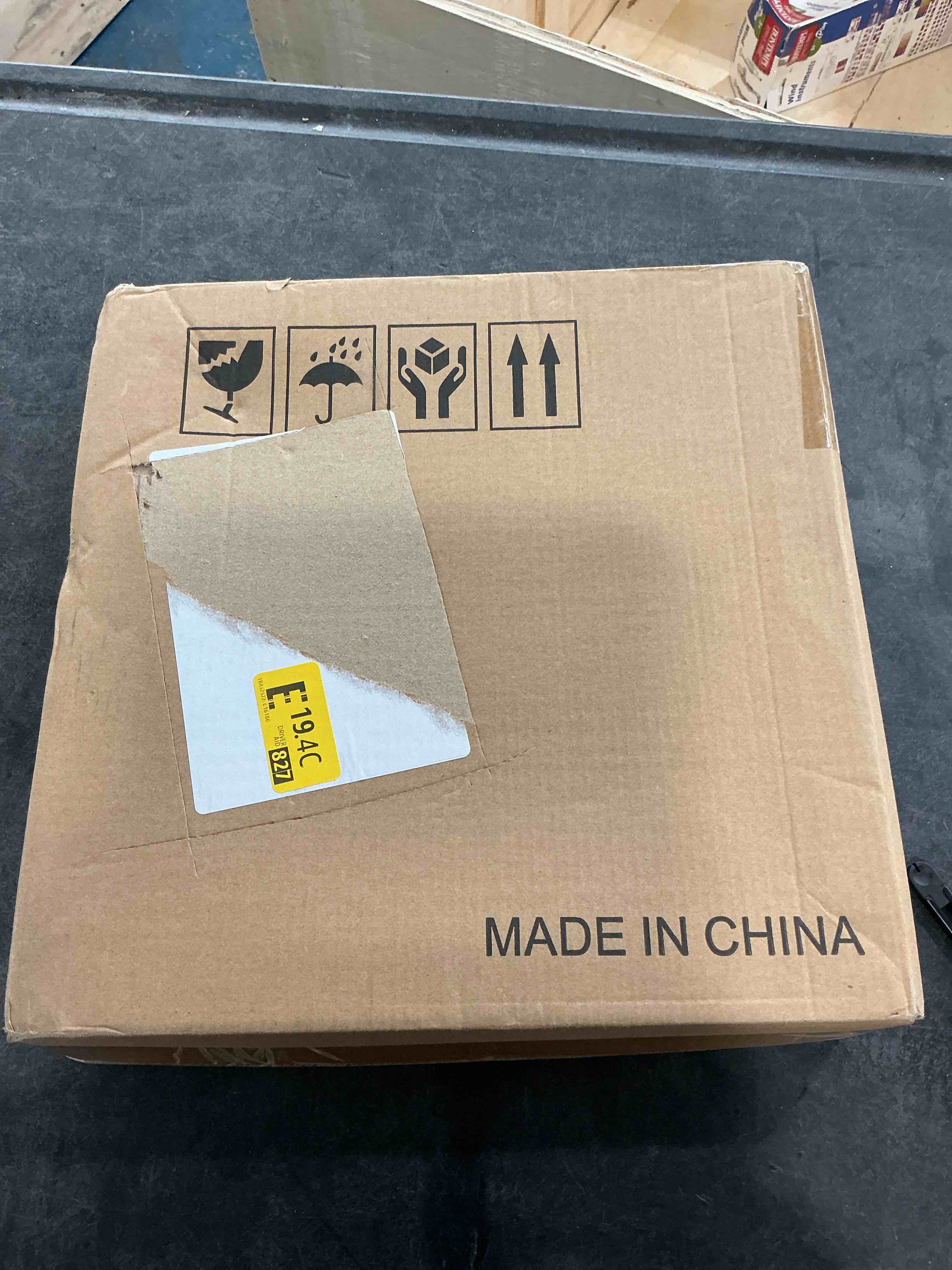 https://s3.amazonaws.com/lotting-images-prod/NonstopDeals/GRA3505402_1760118018341.jpeg
