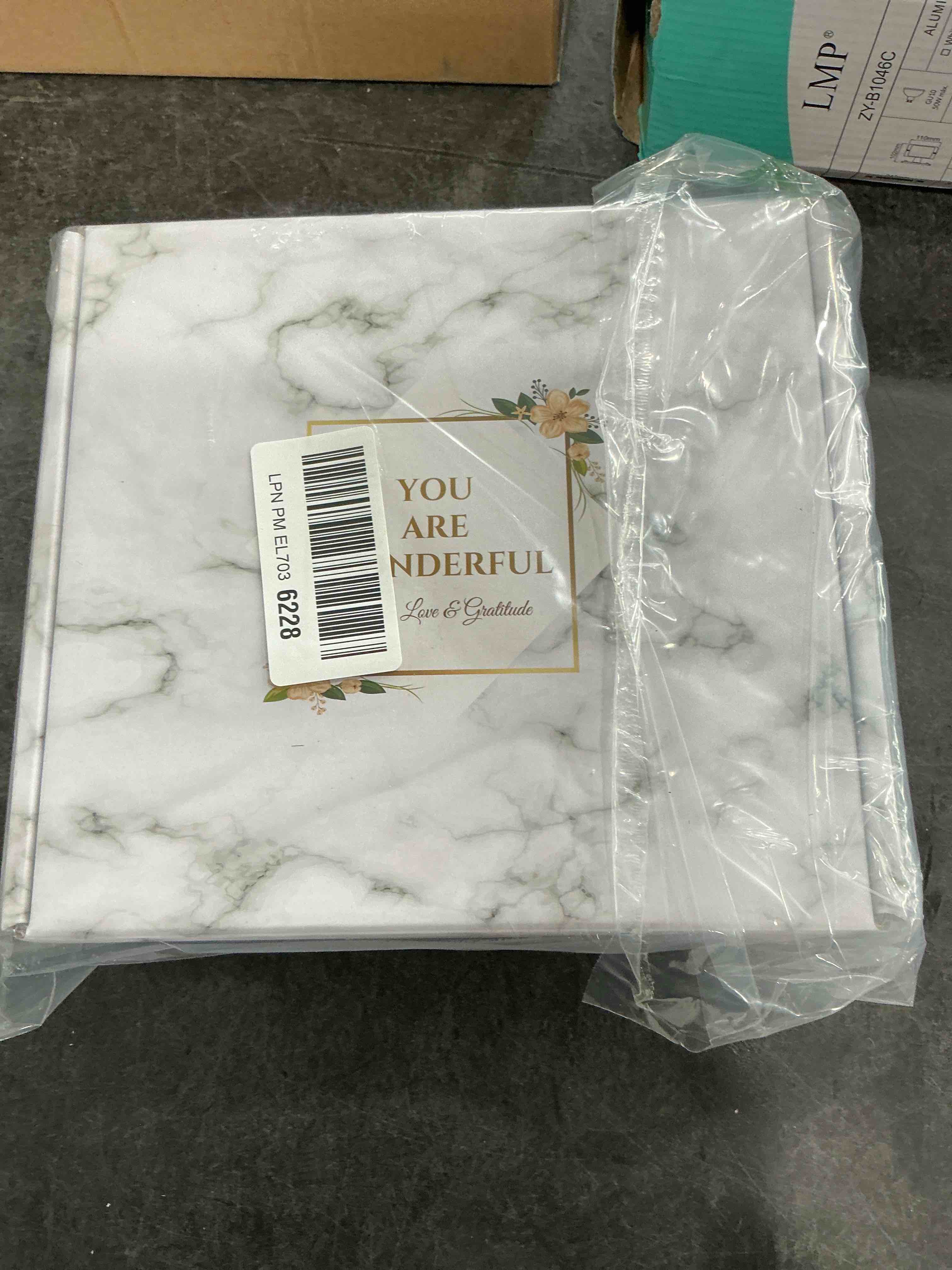 https://s3.amazonaws.com/lotting-images-prod/NonstopDeals/GRA3505411_1760119995170.jpeg