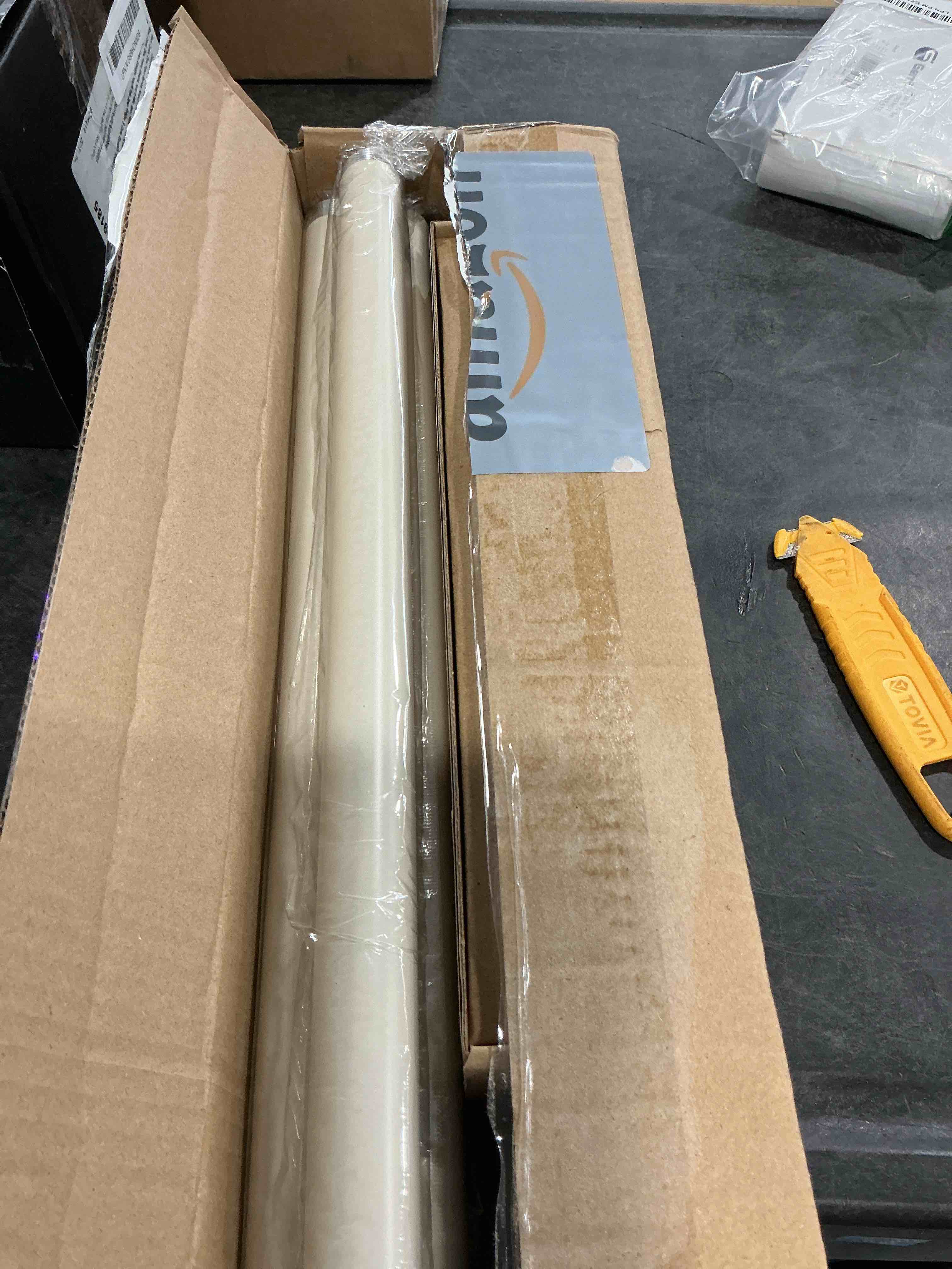 https://s3.amazonaws.com/lotting-images-prod/NonstopDeals/GRA3505436_1760125237563.jpeg