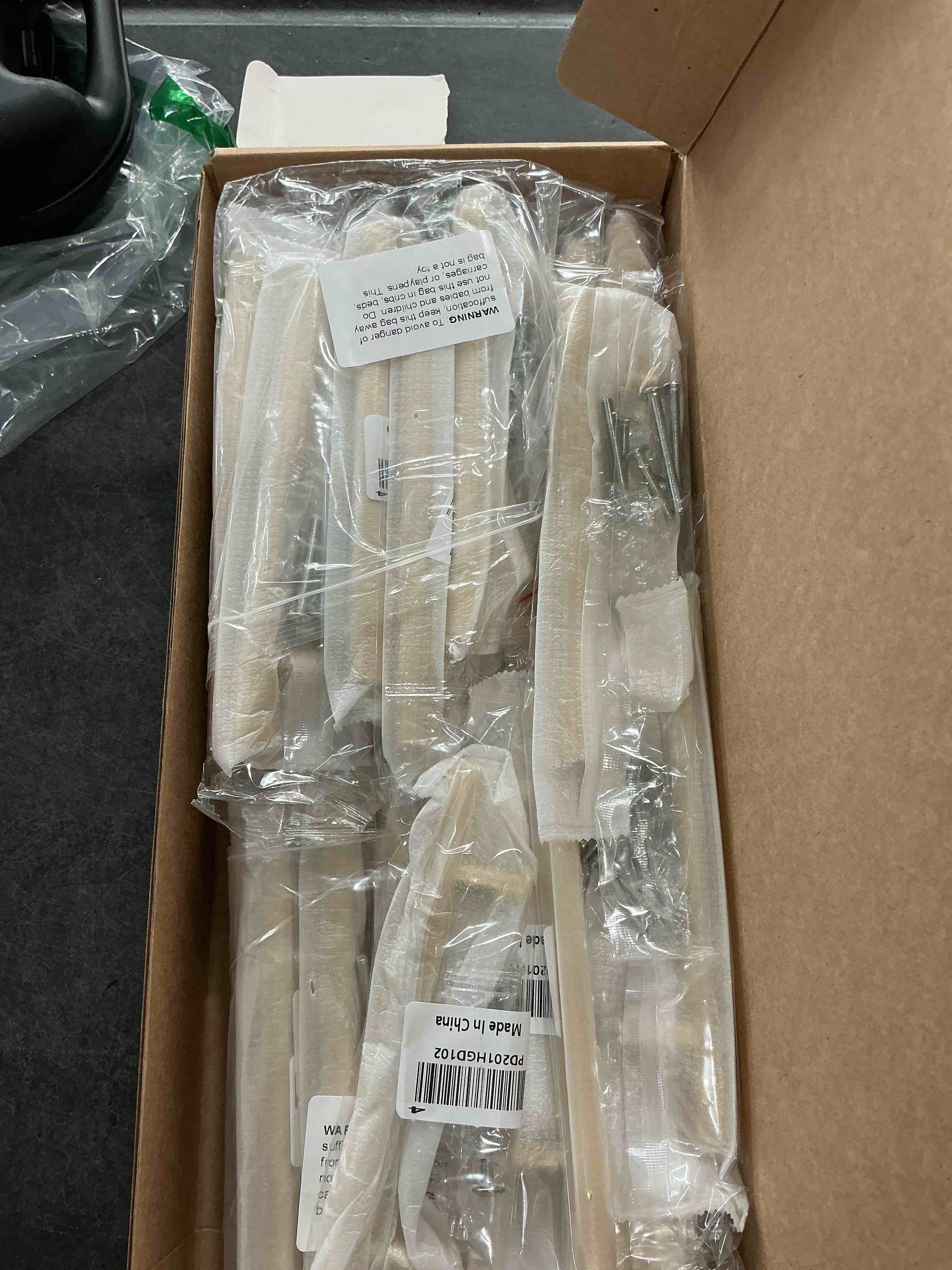 https://s3.amazonaws.com/lotting-images-prod/NonstopDeals/GRA3505459_1760129959844.jpeg