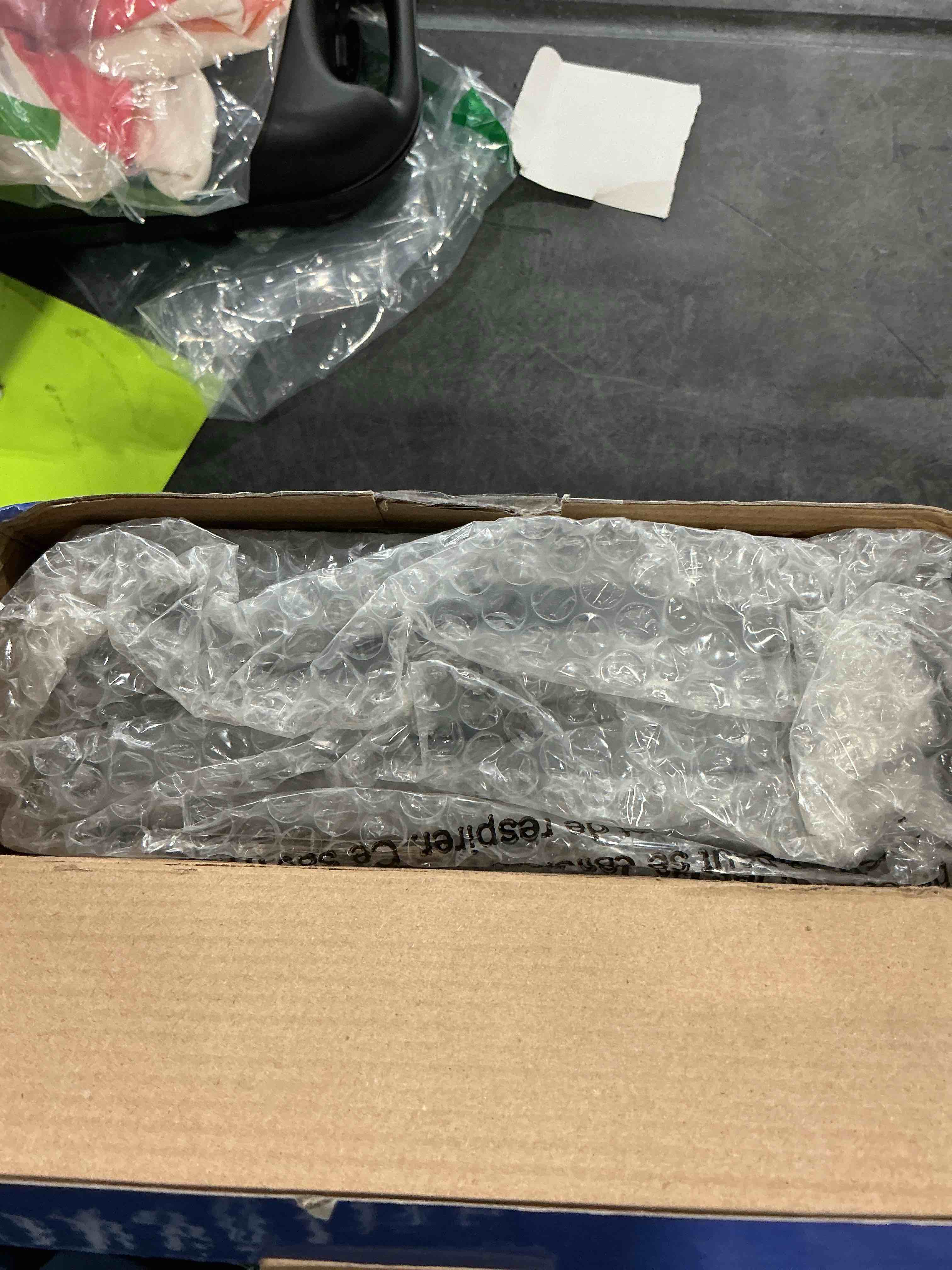 https://s3.amazonaws.com/lotting-images-prod/NonstopDeals/GRA3505466_1760130746001.jpeg