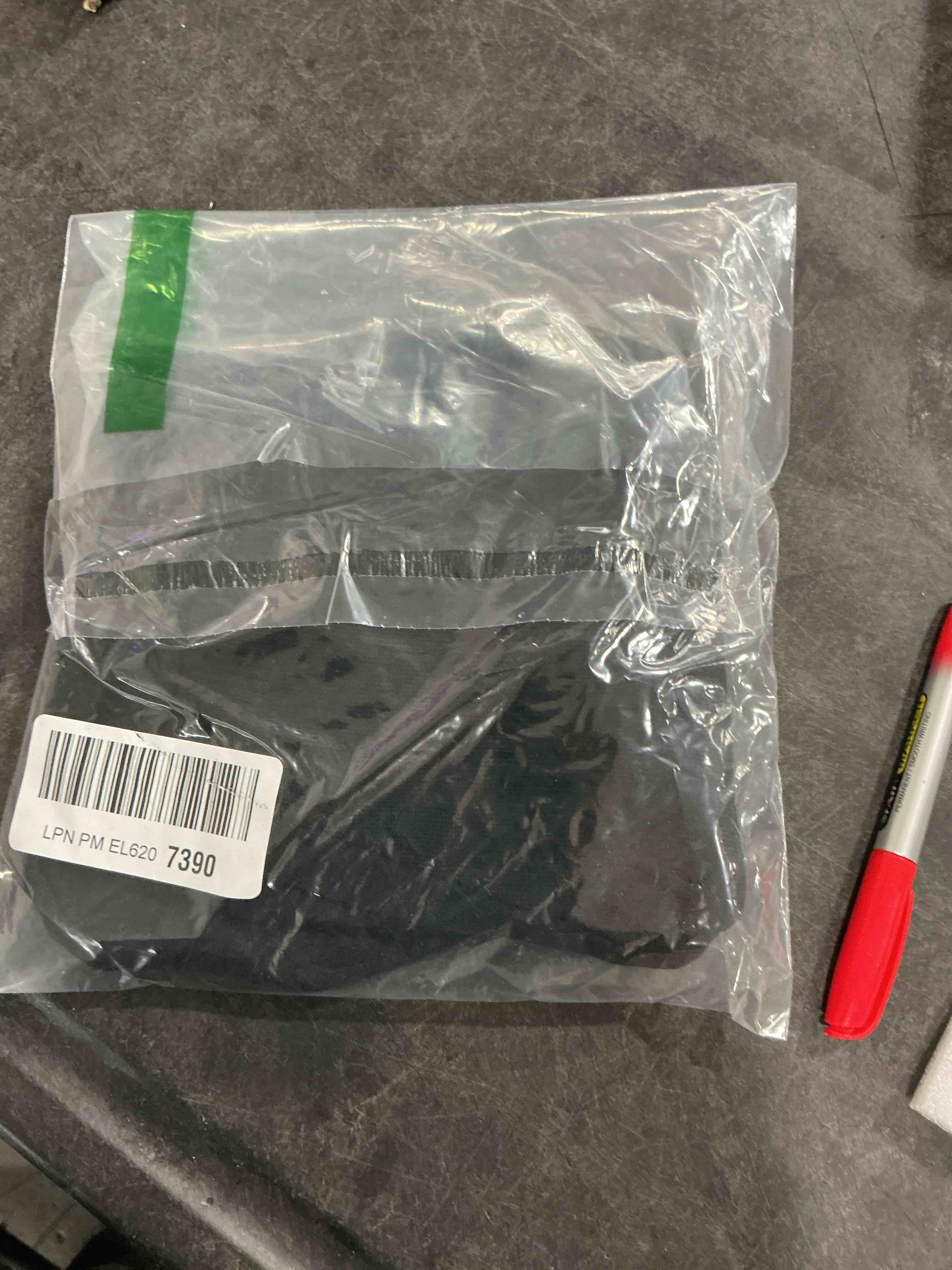 https://s3.amazonaws.com/lotting-images-prod/NonstopDeals/GRA3505497_1760132802703.jpeg