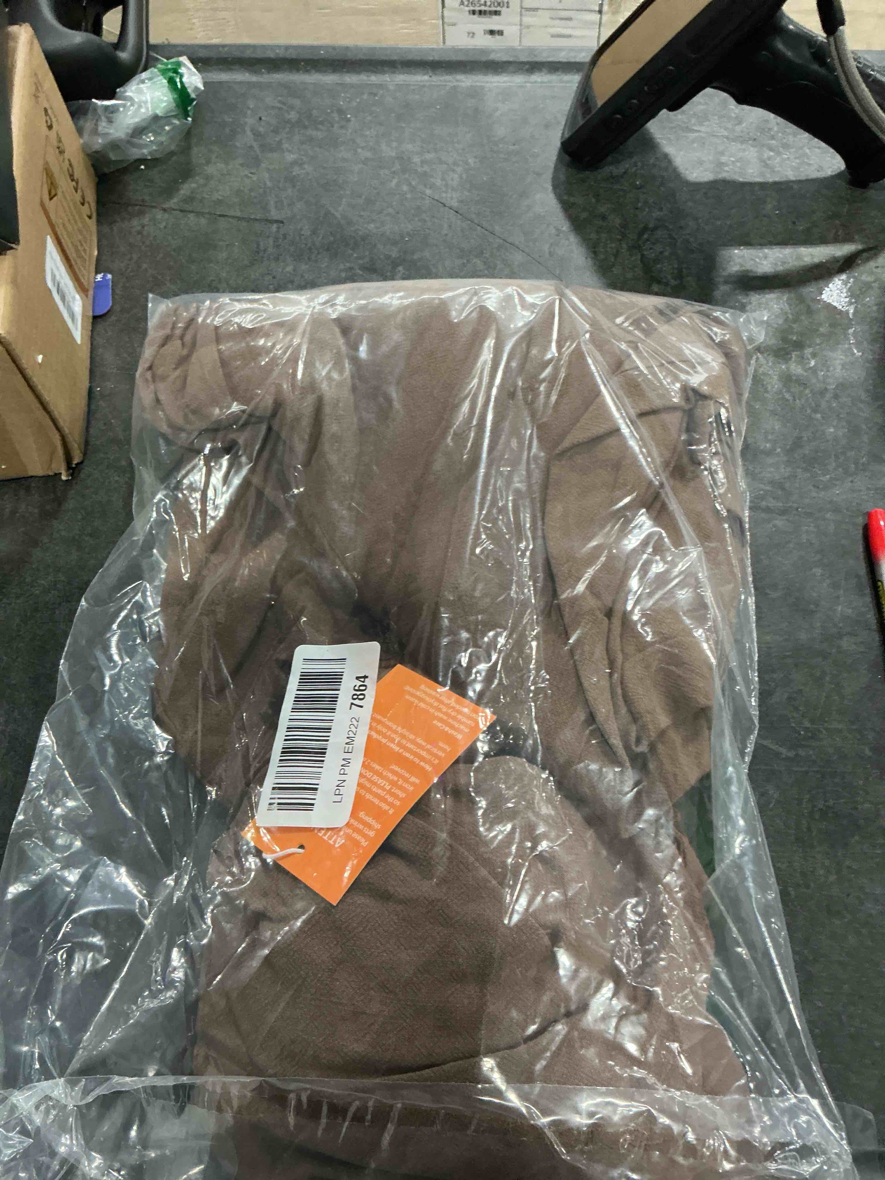 https://s3.amazonaws.com/lotting-images-prod/NonstopDeals/GRA3505501_1760133097739.jpeg