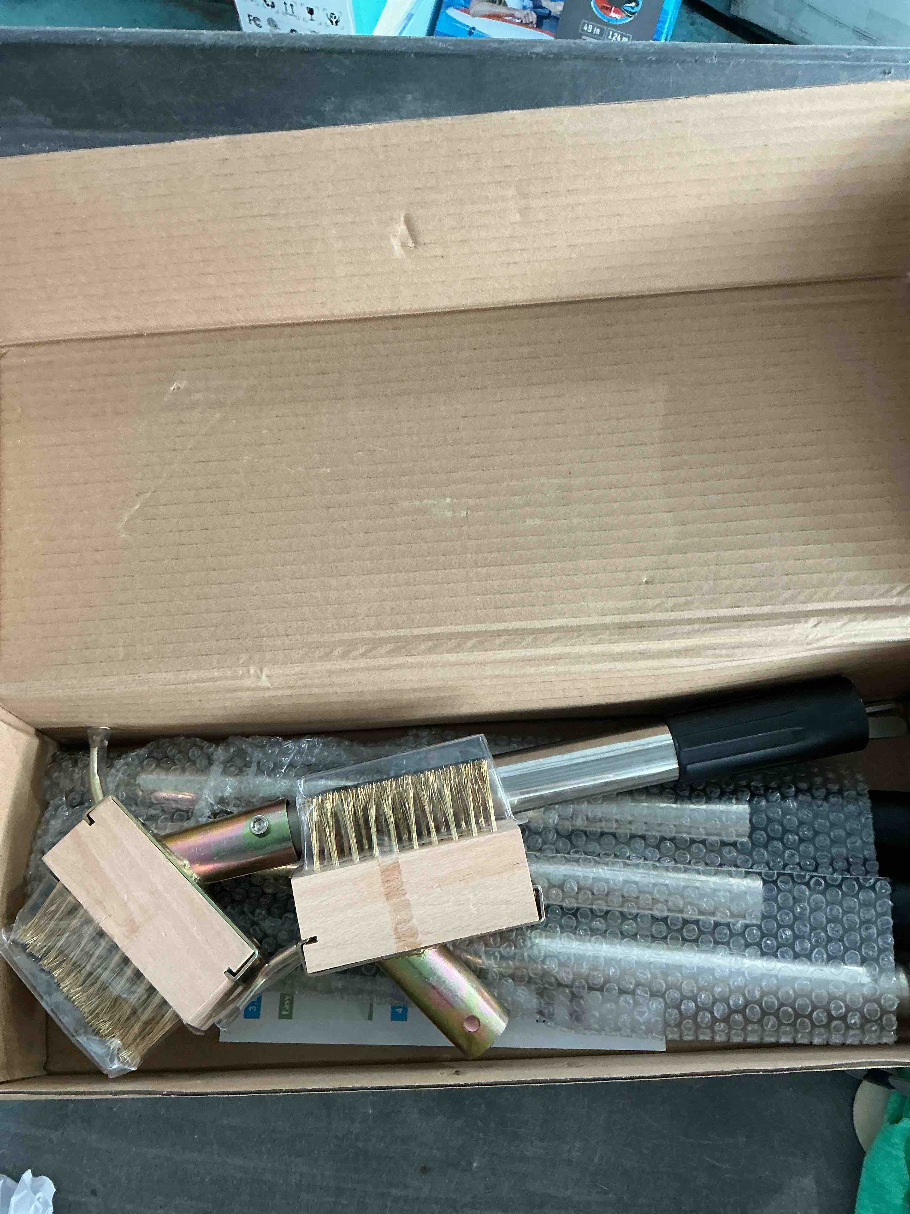 https://s3.amazonaws.com/lotting-images-prod/NonstopDeals/GRA3505590_1760207427213.jpeg