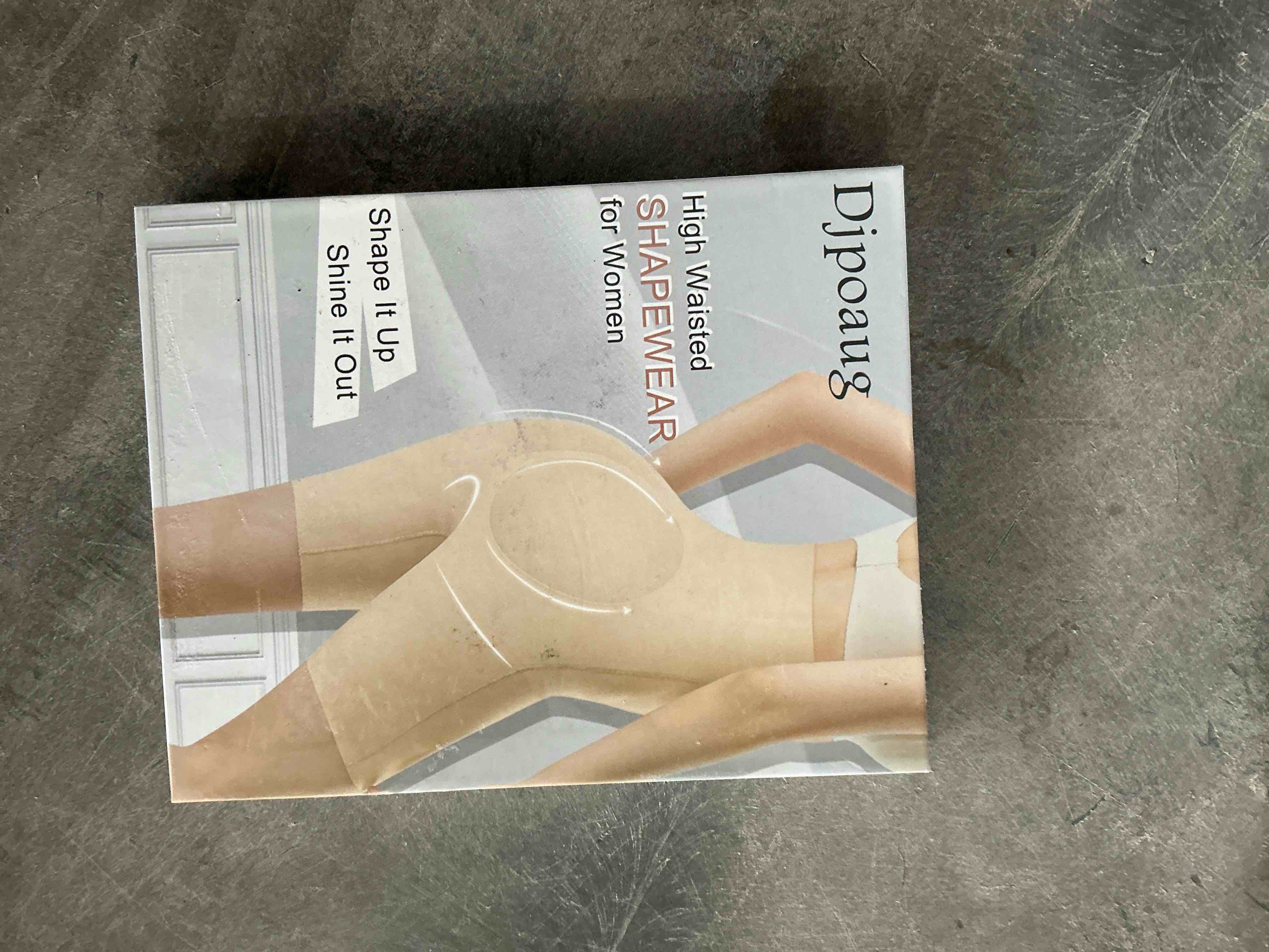 https://s3.amazonaws.com/lotting-images-prod/NonstopDeals/GRA3505602_1760208218468.jpeg