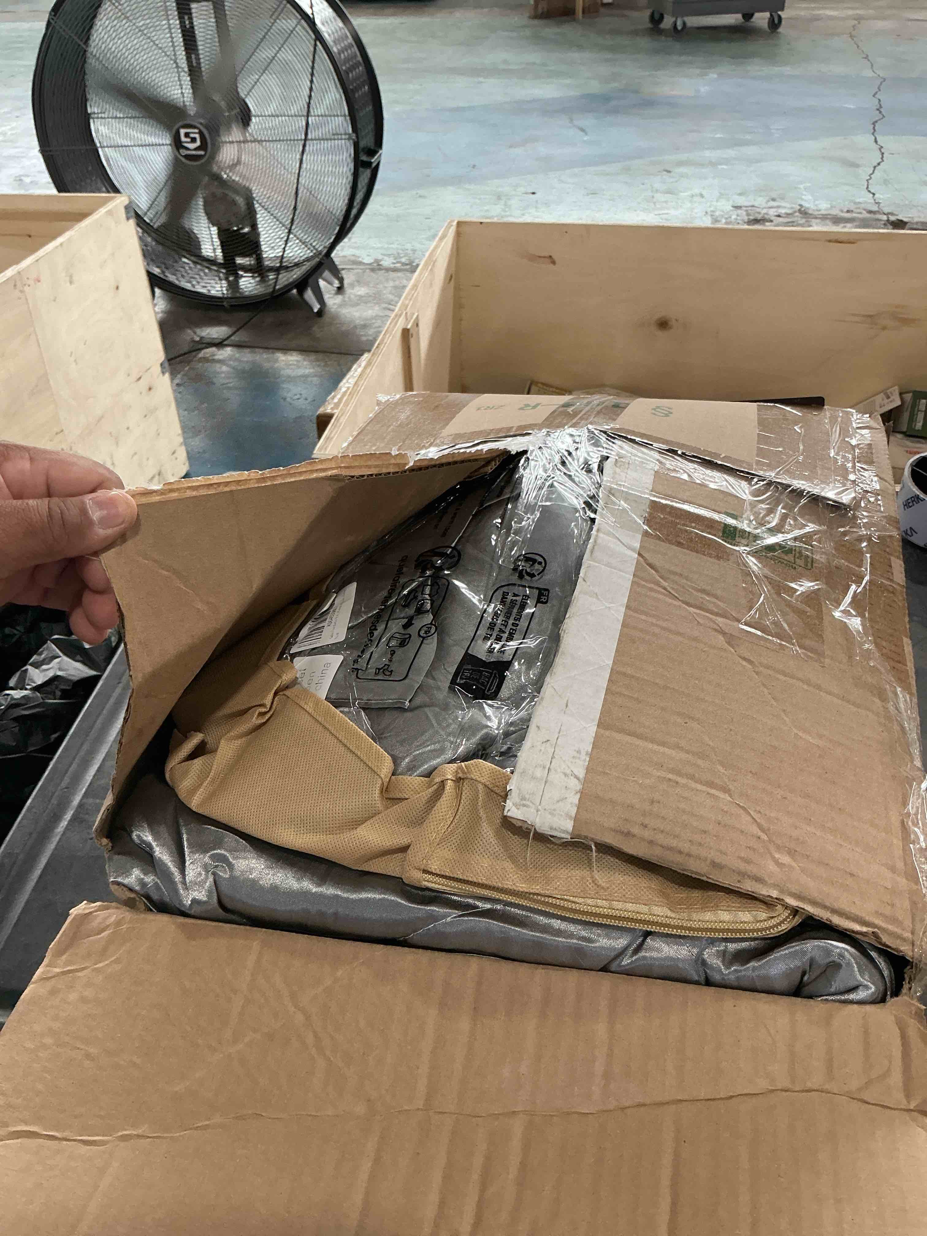 https://s3.amazonaws.com/lotting-images-prod/NonstopDeals/GRA3505664_1760377734674.jpeg