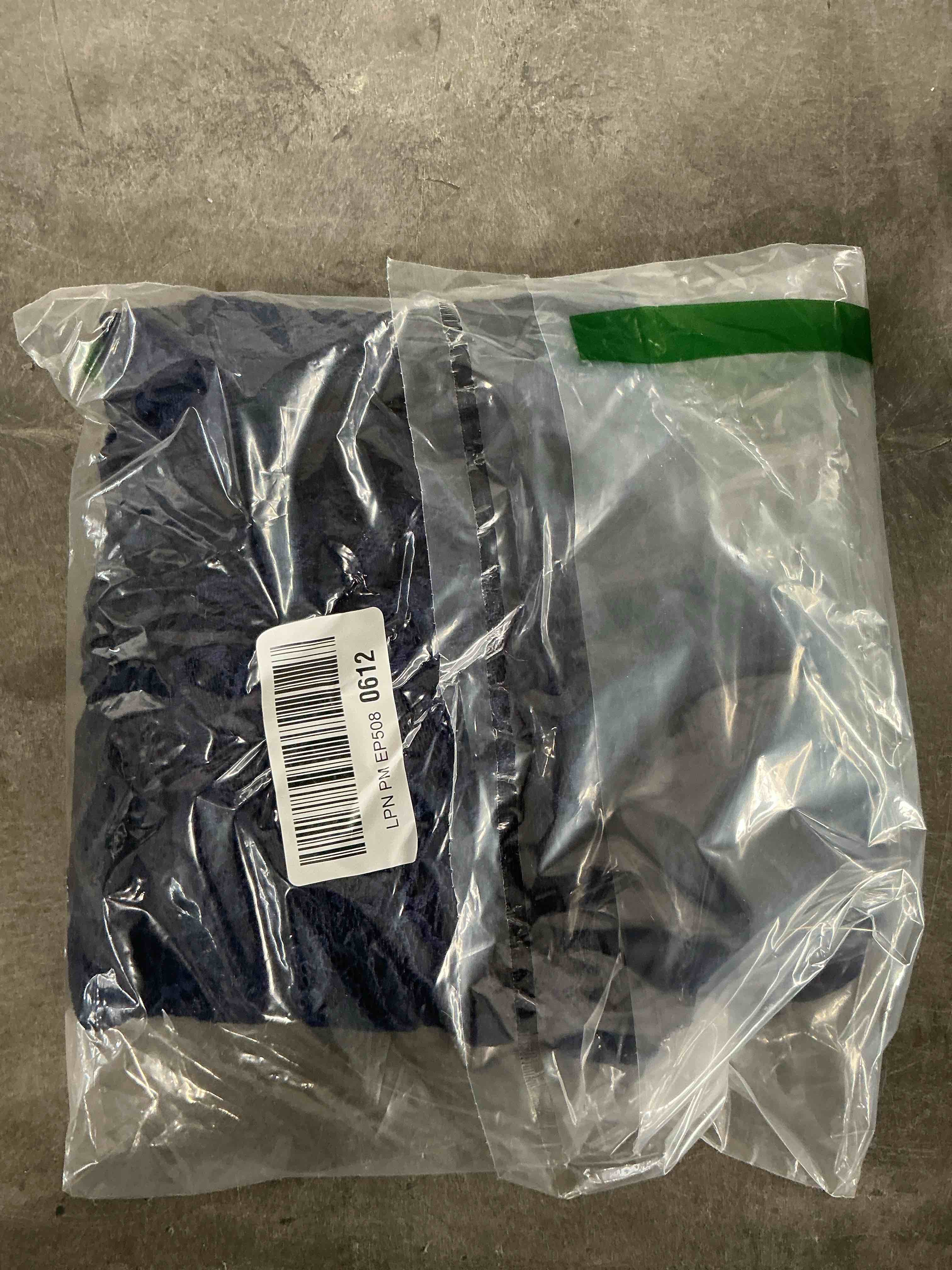 https://s3.amazonaws.com/lotting-images-prod/NonstopDeals/GRA3505692_1760382062128.jpeg