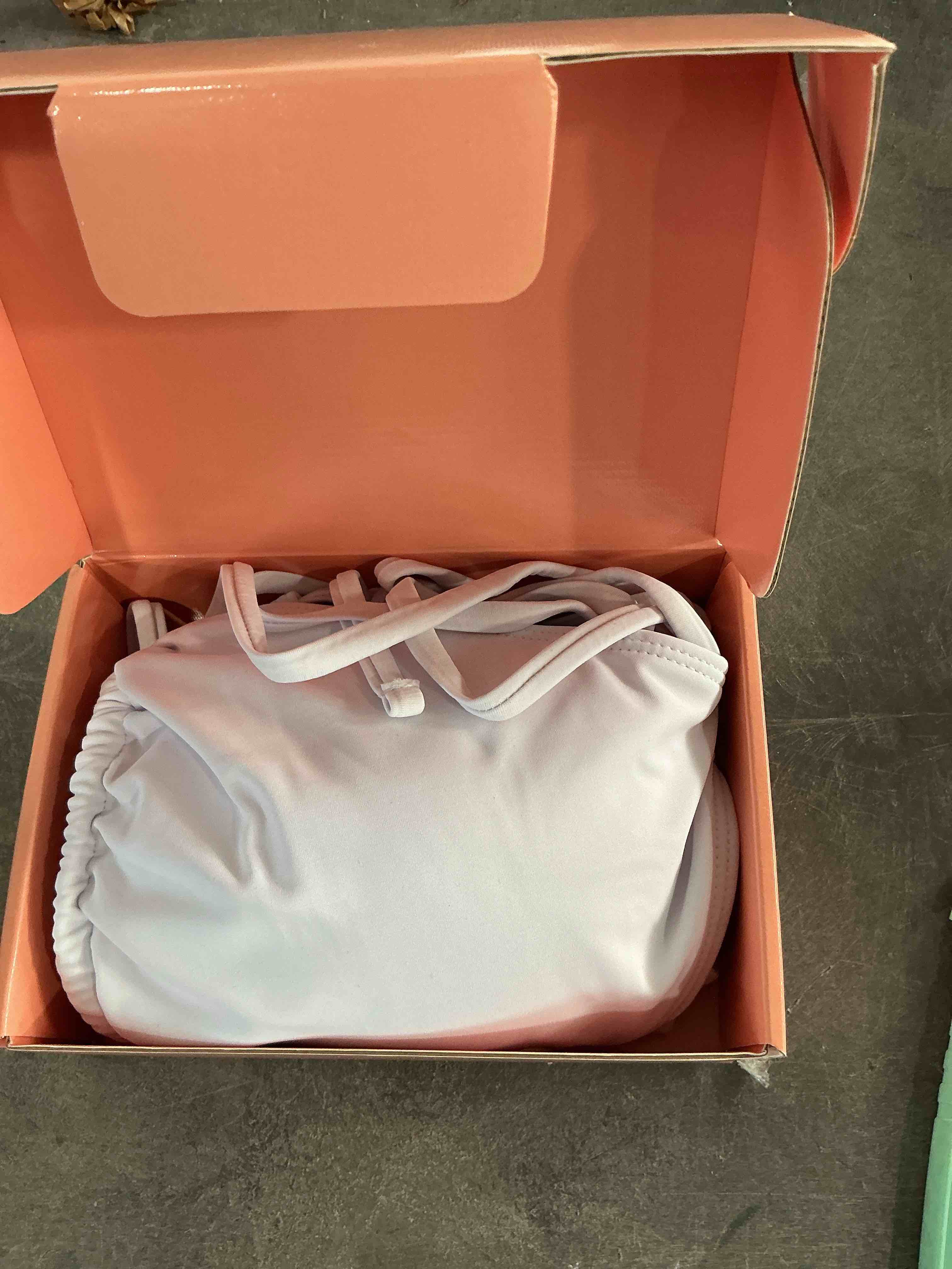 https://s3.amazonaws.com/lotting-images-prod/NonstopDeals/GRA3505752_1760389622736.jpeg
