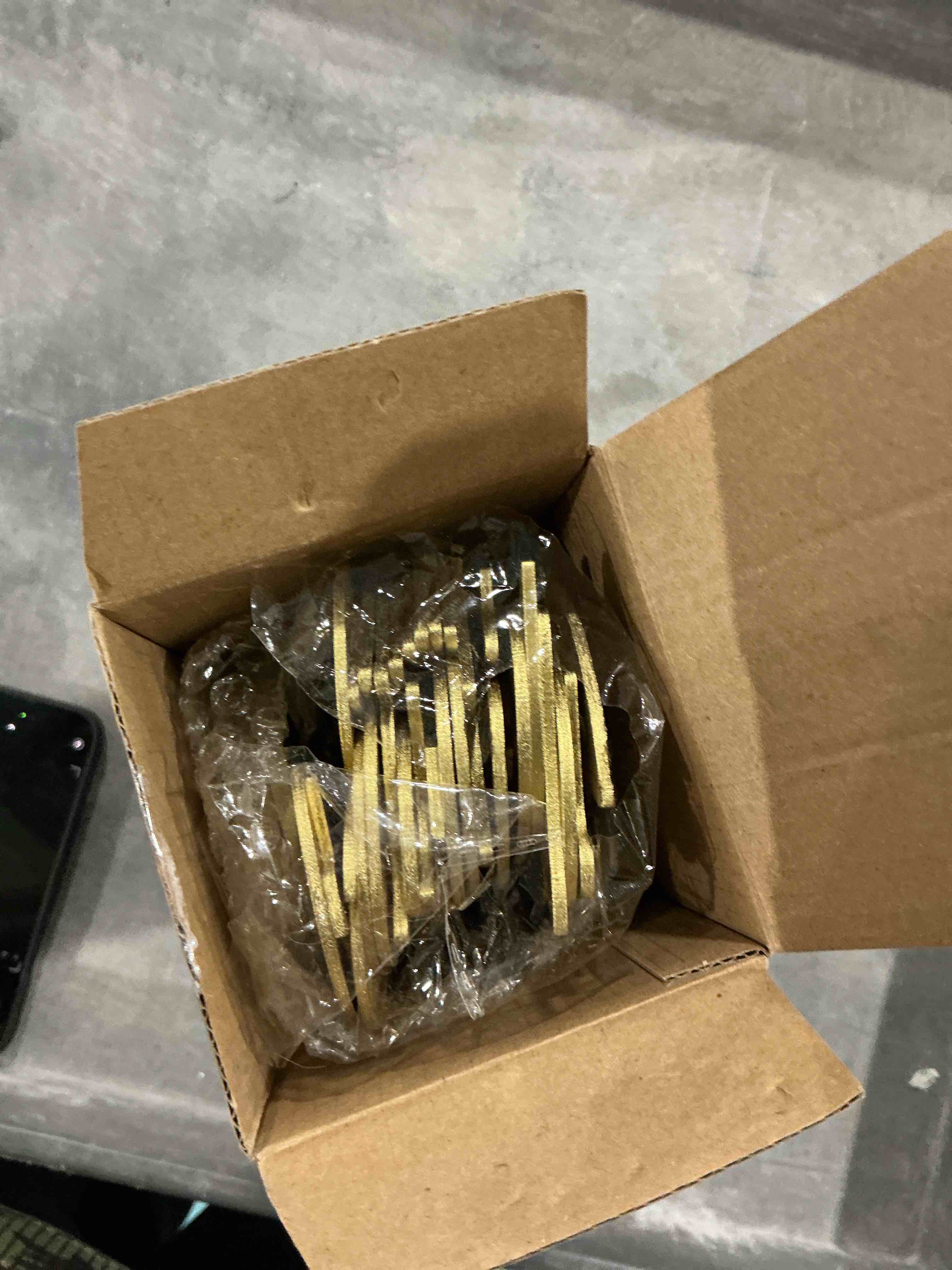 https://s3.amazonaws.com/lotting-images-prod/NonstopDeals/GRA3505761_1760397621177.jpeg