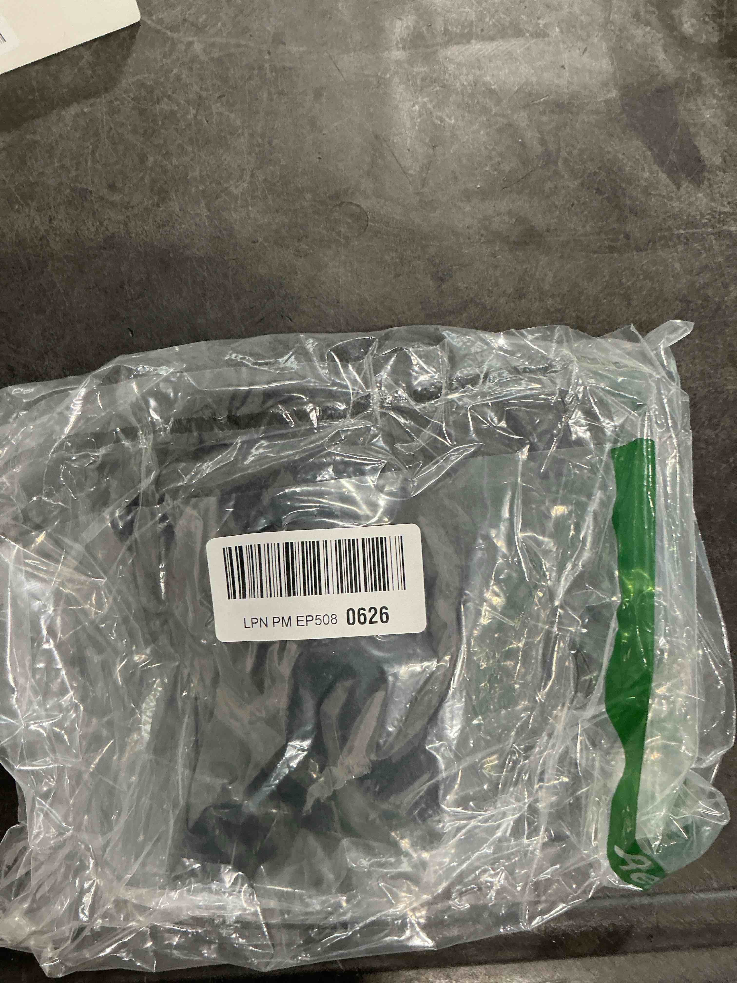https://s3.amazonaws.com/lotting-images-prod/NonstopDeals/GRA3505822_1760454683564.jpeg