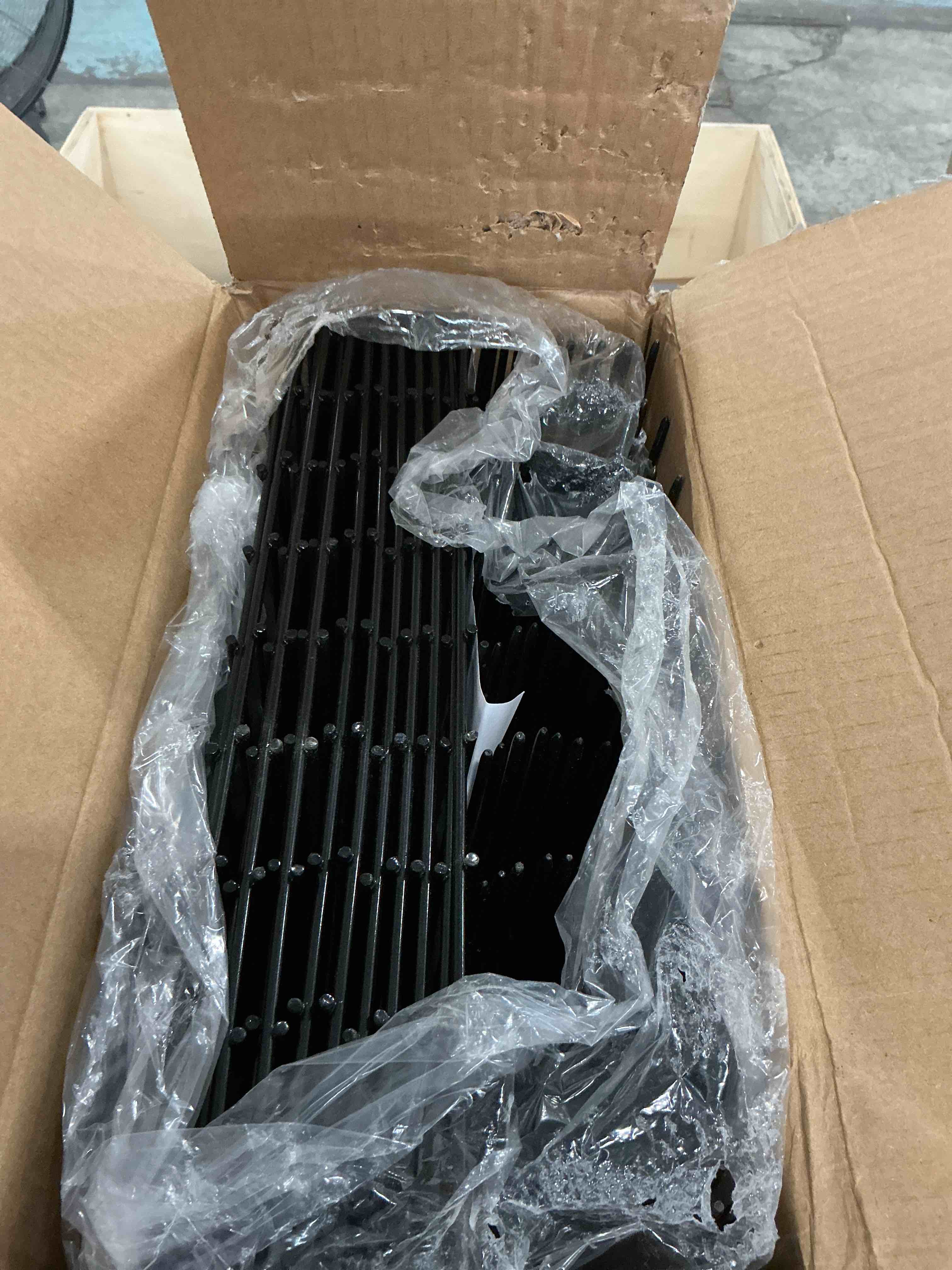 https://s3.amazonaws.com/lotting-images-prod/NonstopDeals/GRA3505823_1760454814880.jpeg