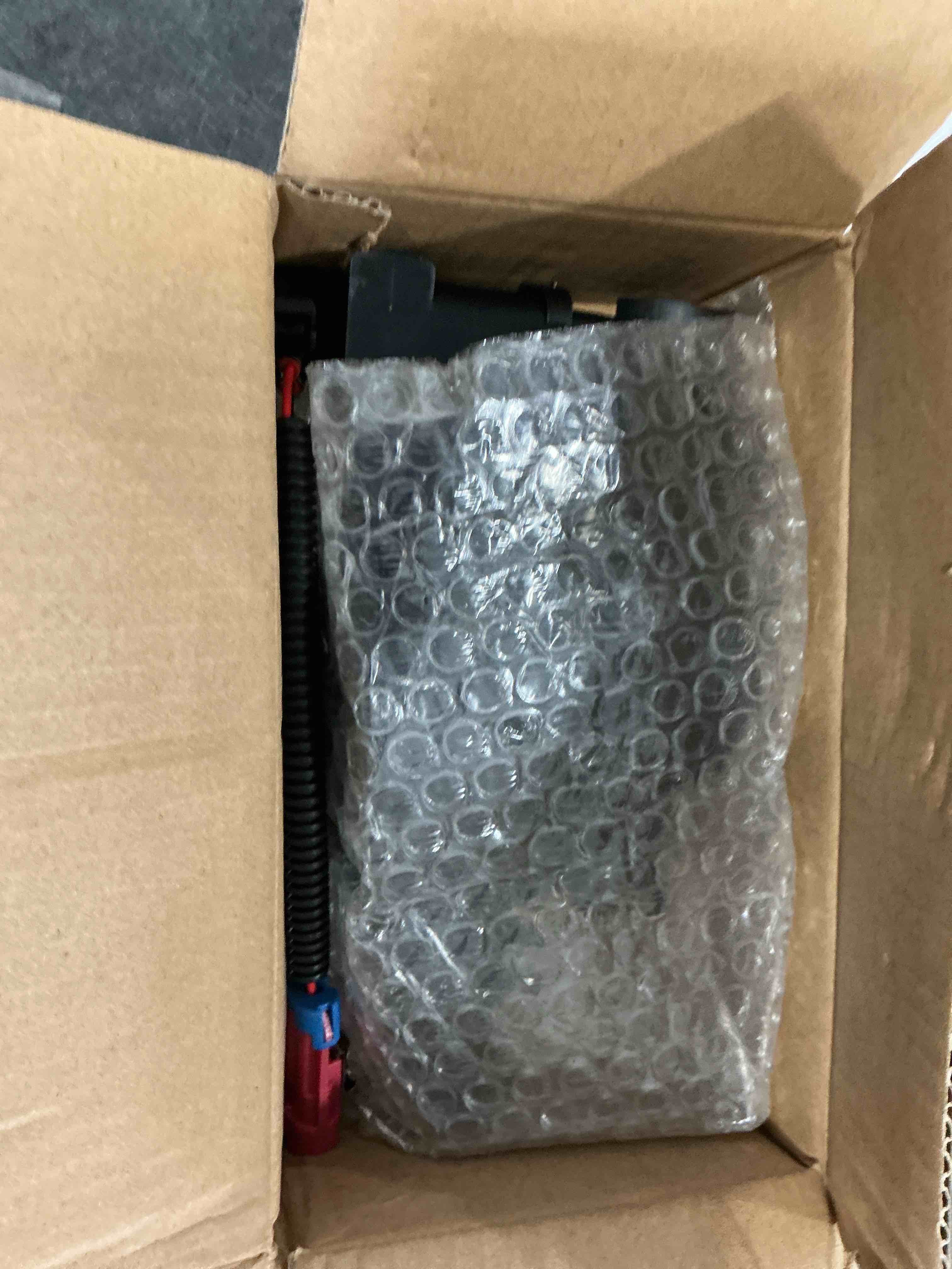 https://s3.amazonaws.com/lotting-images-prod/NonstopDeals/GRA3505824_1760454920954.jpeg