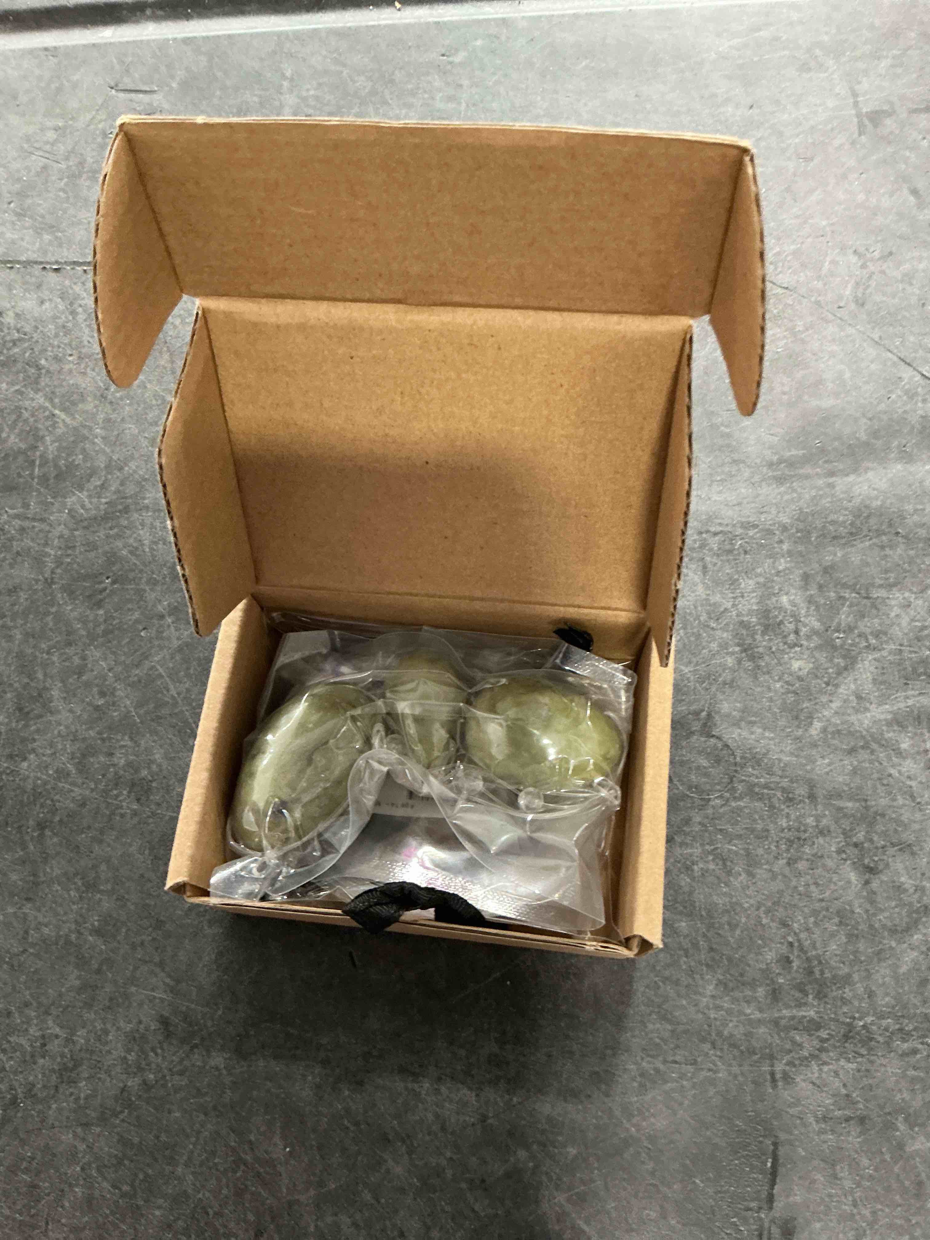 https://s3.amazonaws.com/lotting-images-prod/NonstopDeals/GRA3505906_1760472787442.jpeg