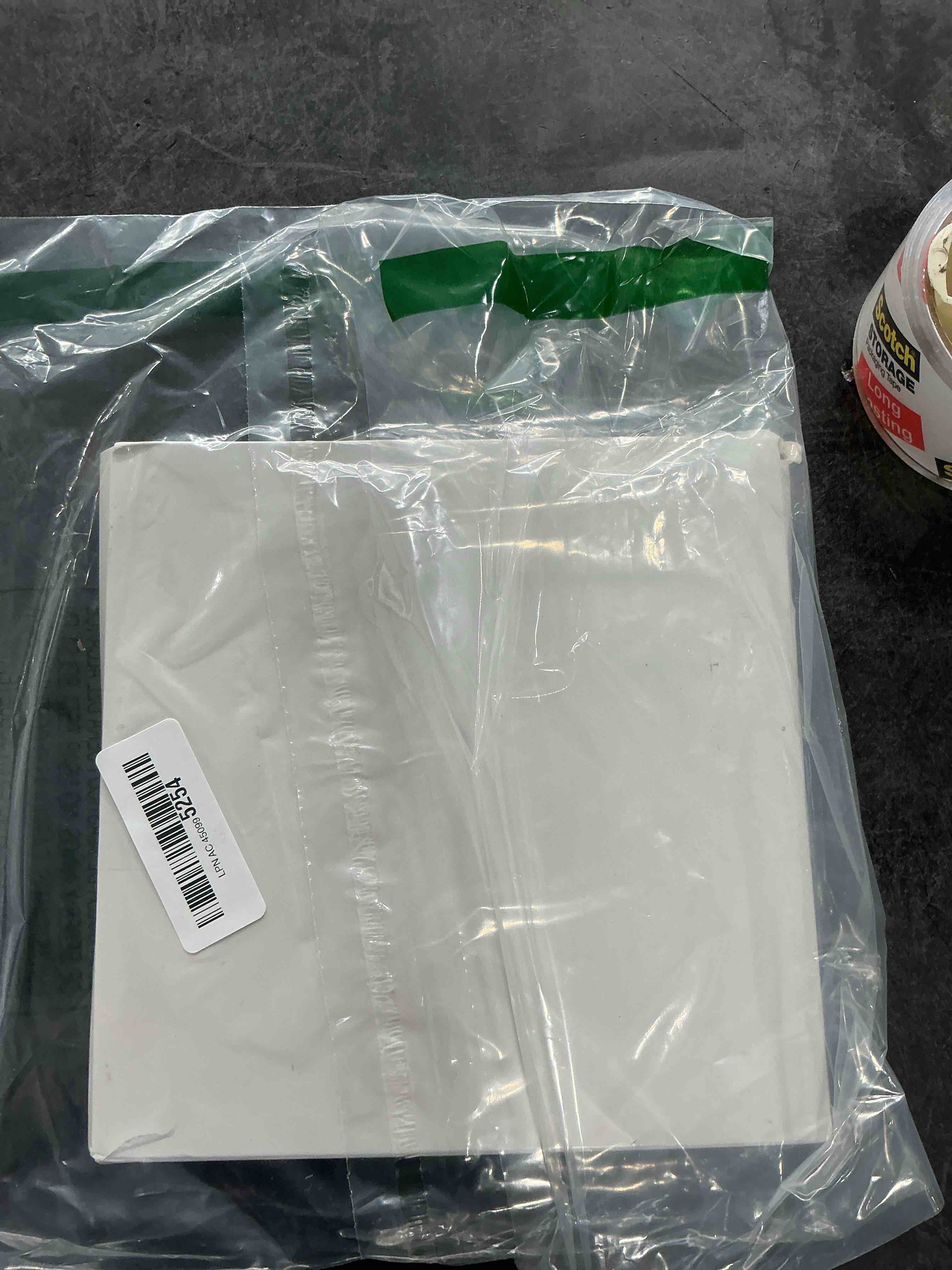 https://s3.amazonaws.com/lotting-images-prod/NonstopDeals/GRA3505919_1760475072964.jpeg