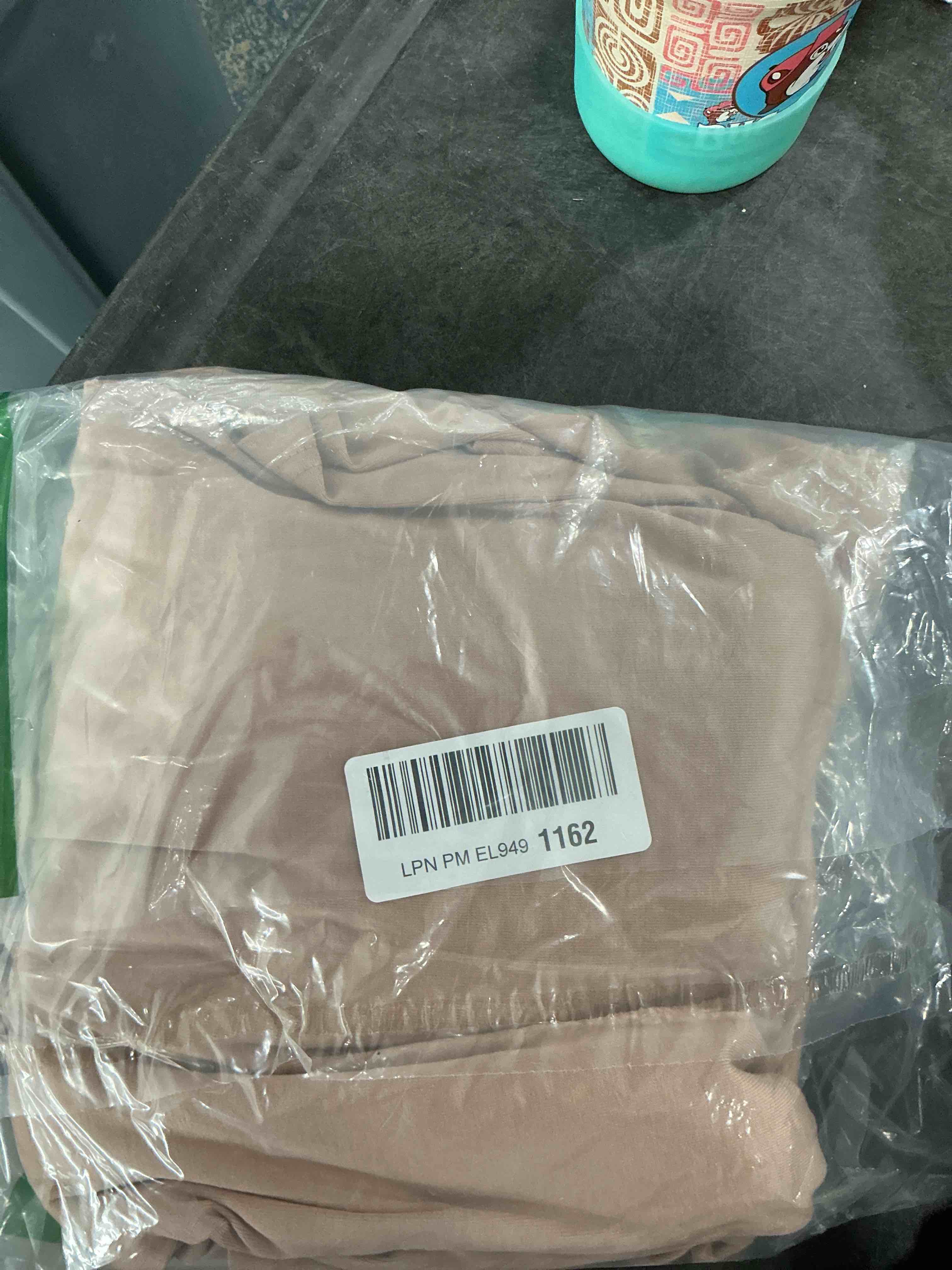 https://s3.amazonaws.com/lotting-images-prod/NonstopDeals/GRA3505991_1760536249310.jpeg