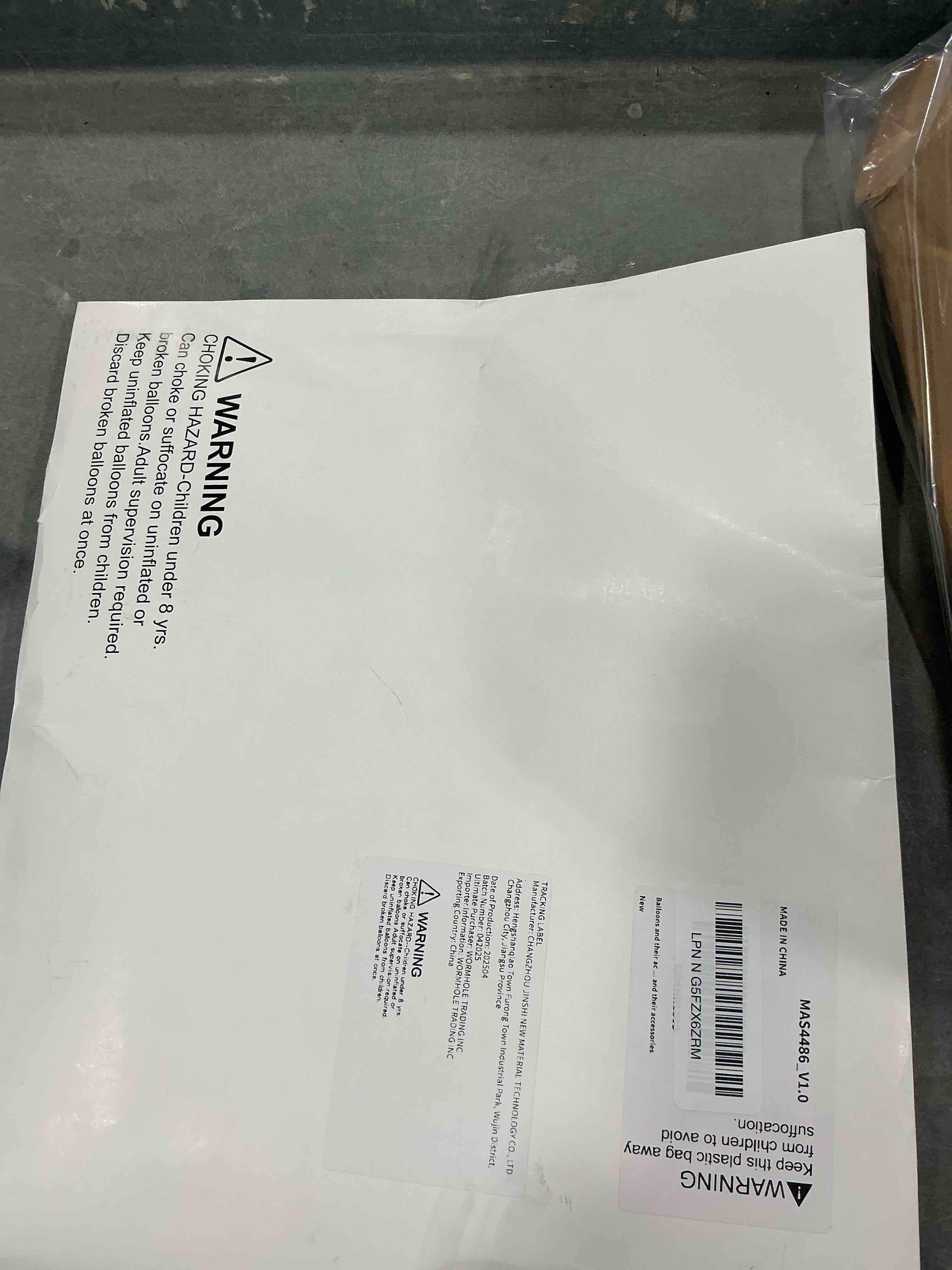 https://s3.amazonaws.com/lotting-images-prod/NonstopDeals/GRA3506055_1760545824274.jpeg