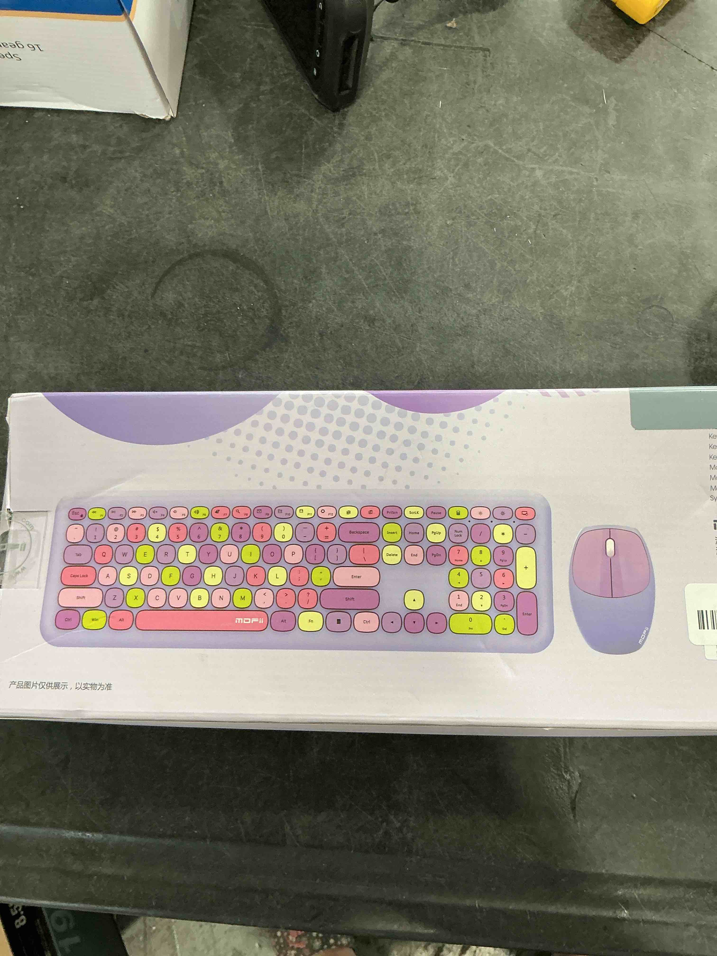 https://s3.amazonaws.com/lotting-images-prod/NonstopDeals/GRA3506061_1760550108669.jpeg