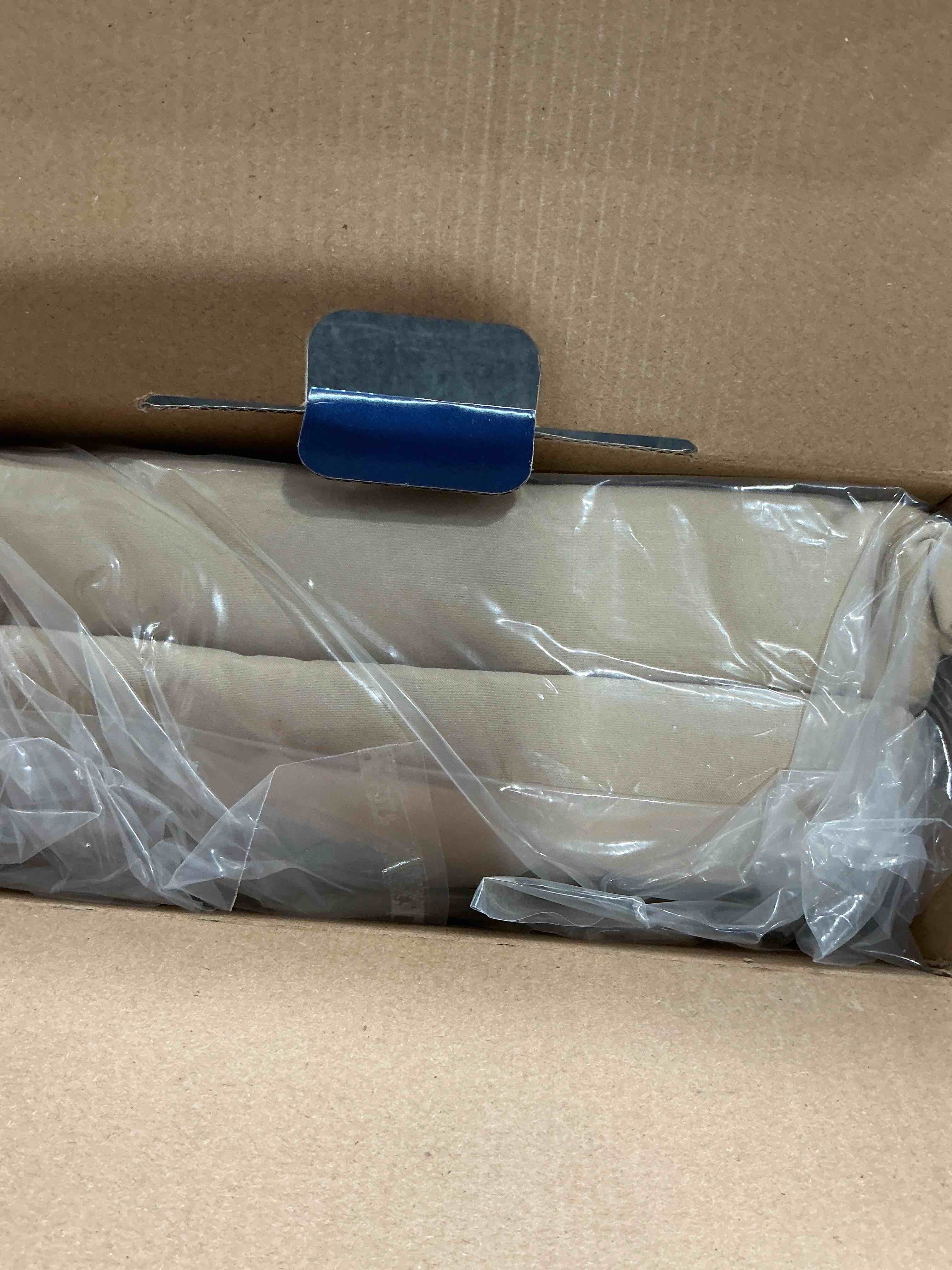 https://s3.amazonaws.com/lotting-images-prod/NonstopDeals/GRA3506063_1760550206517.jpeg