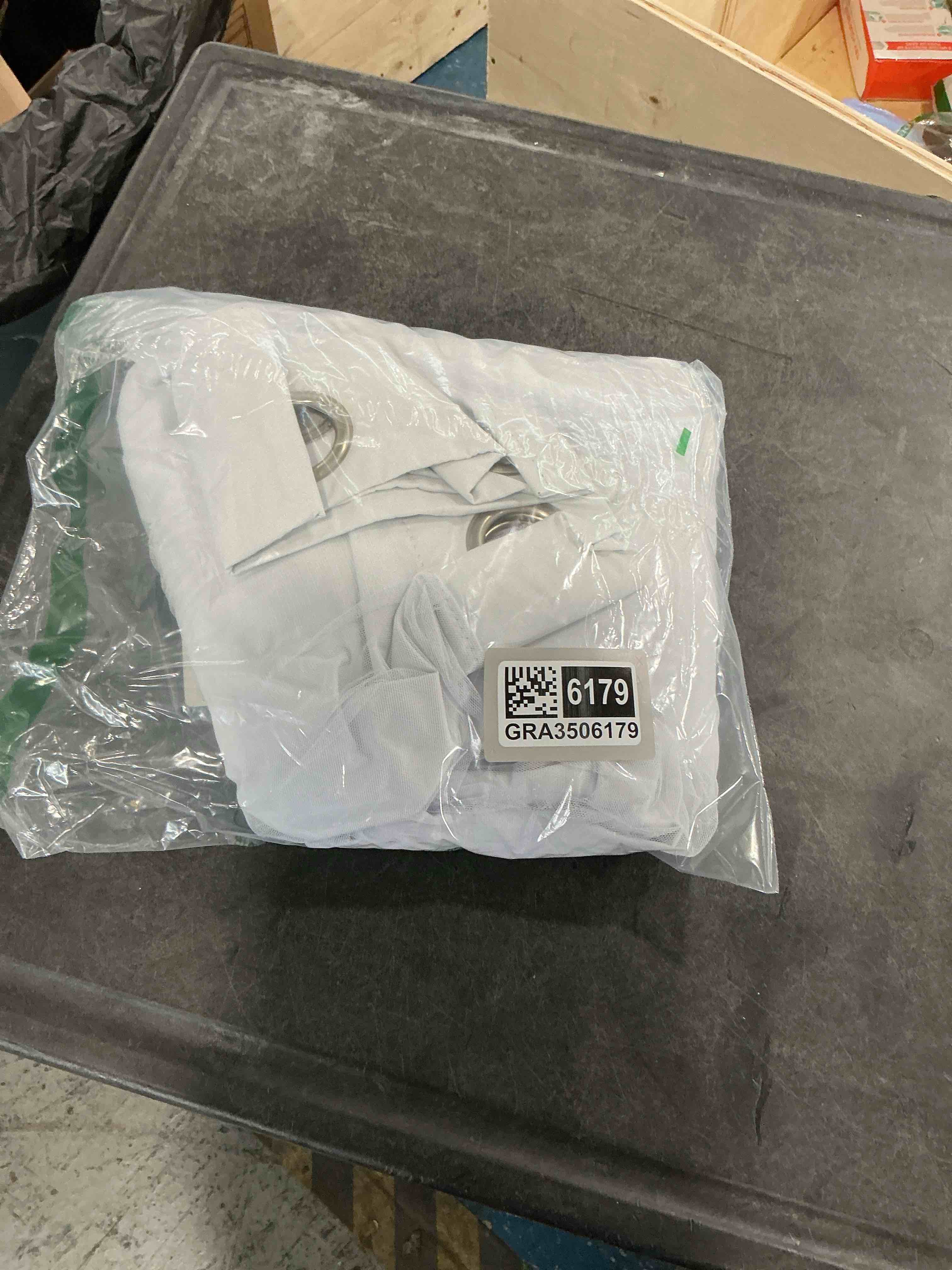 https://s3.amazonaws.com/lotting-images-prod/NonstopDeals/GRA3506179_1760629400245.jpeg