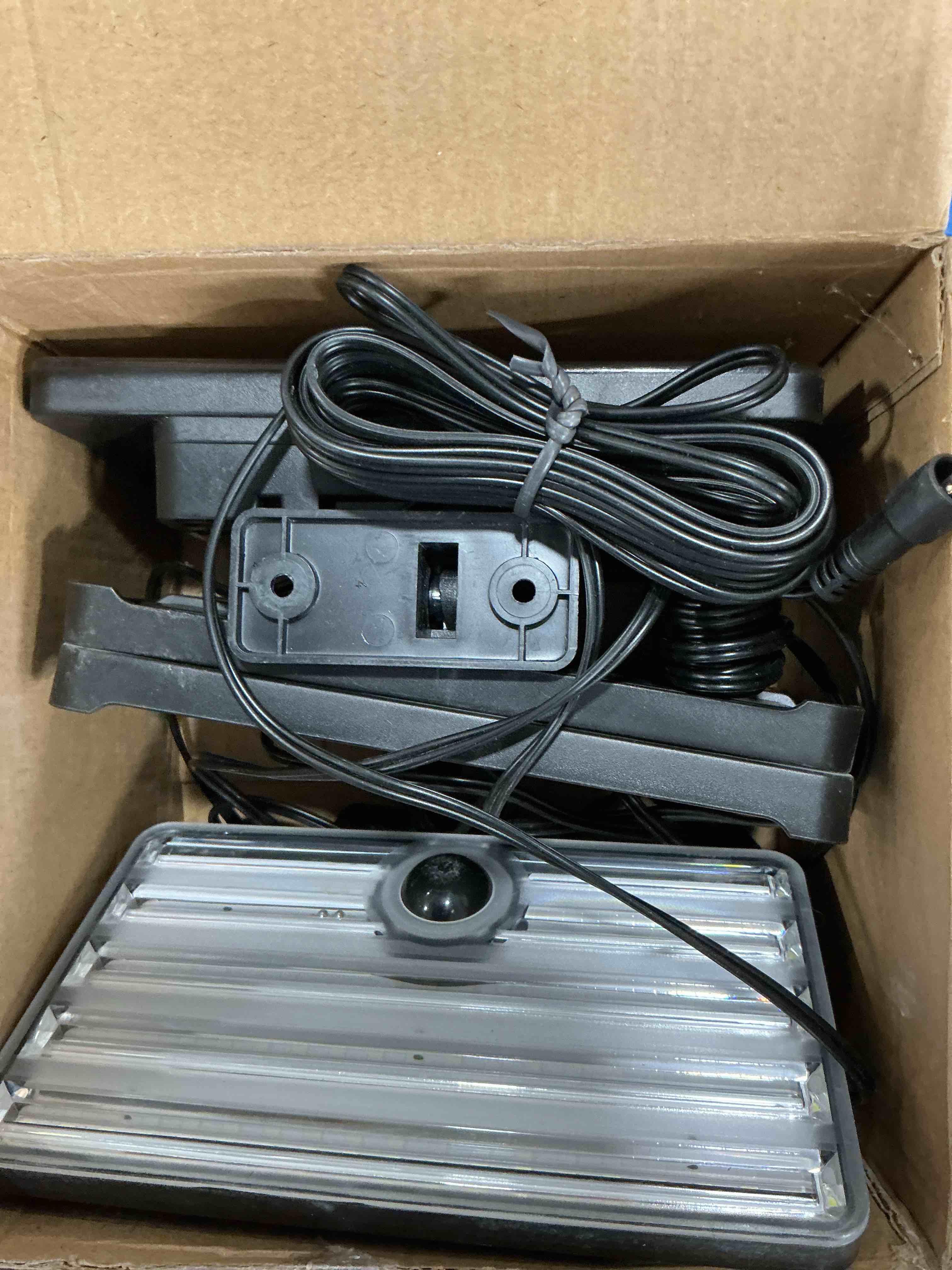 https://s3.amazonaws.com/lotting-images-prod/NonstopDeals/GRA3506402_1760726473045.jpeg