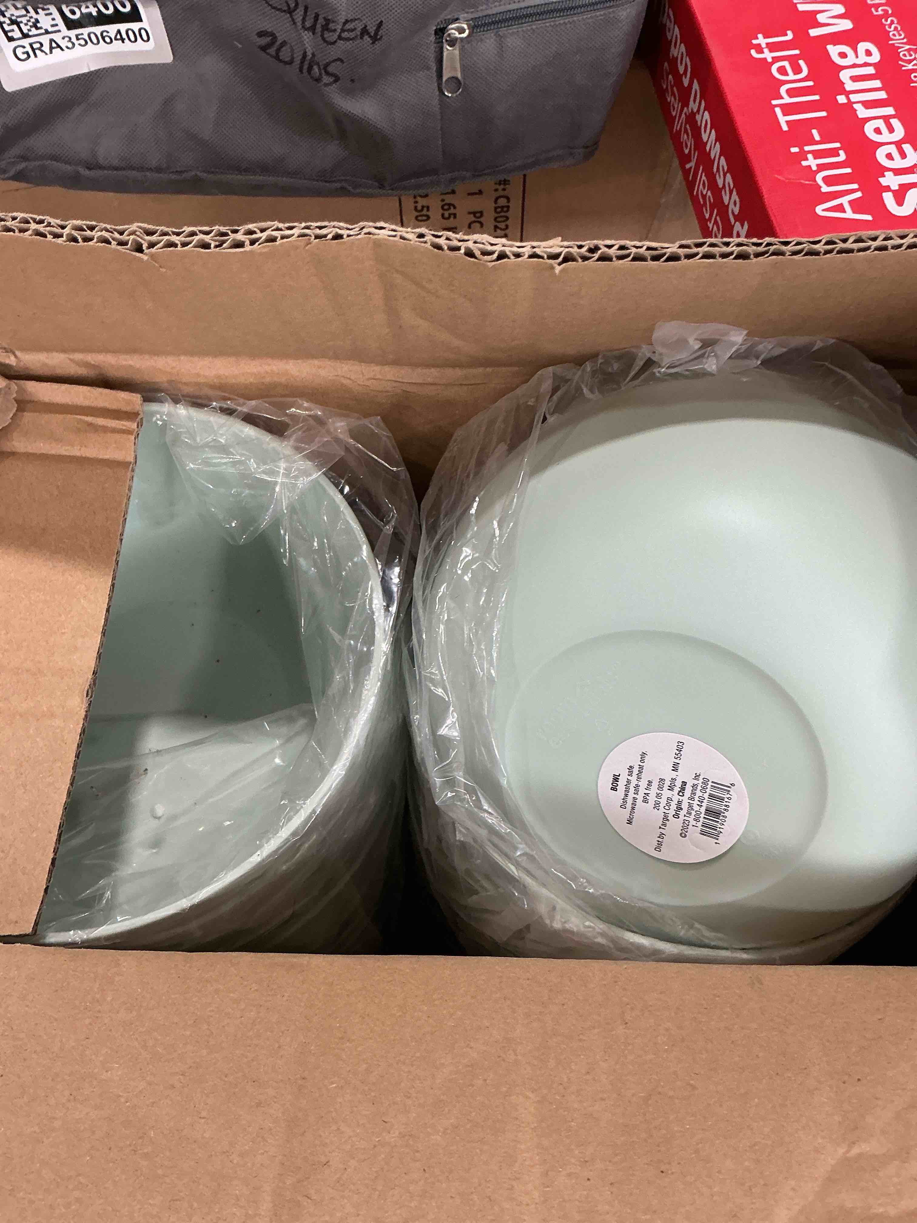 https://s3.amazonaws.com/lotting-images-prod/NonstopDeals/GRA3506410_1760726114001.jpeg