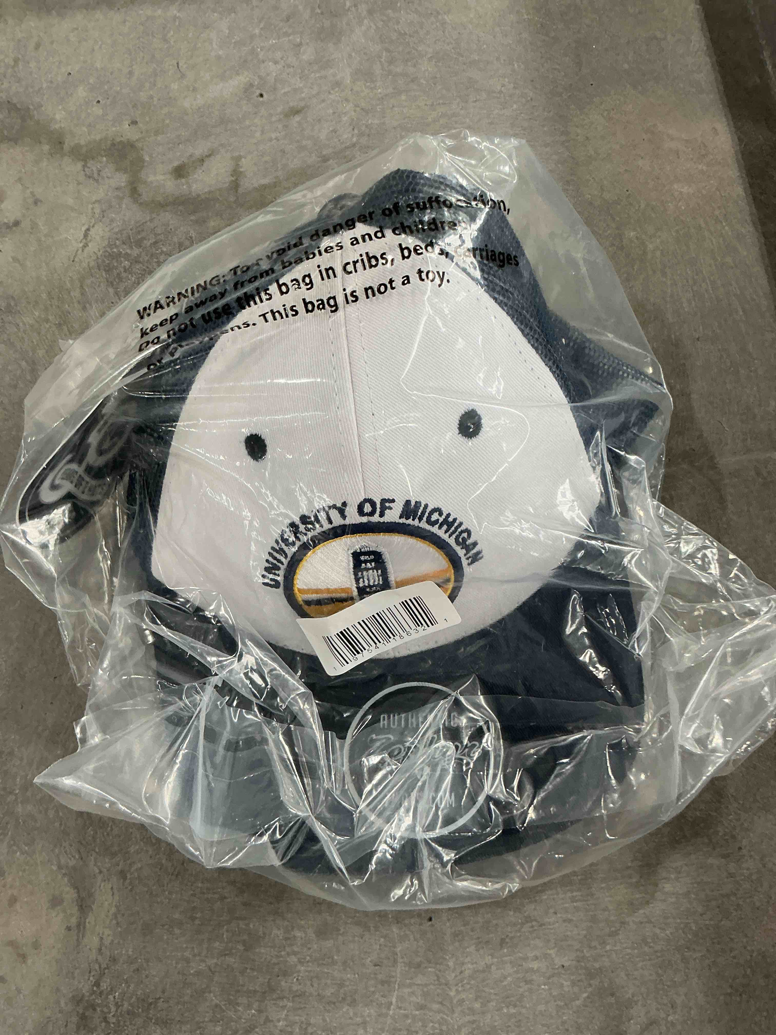 https://s3.amazonaws.com/lotting-images-prod/NonstopDeals/GRA3506419_1760728079325.jpeg