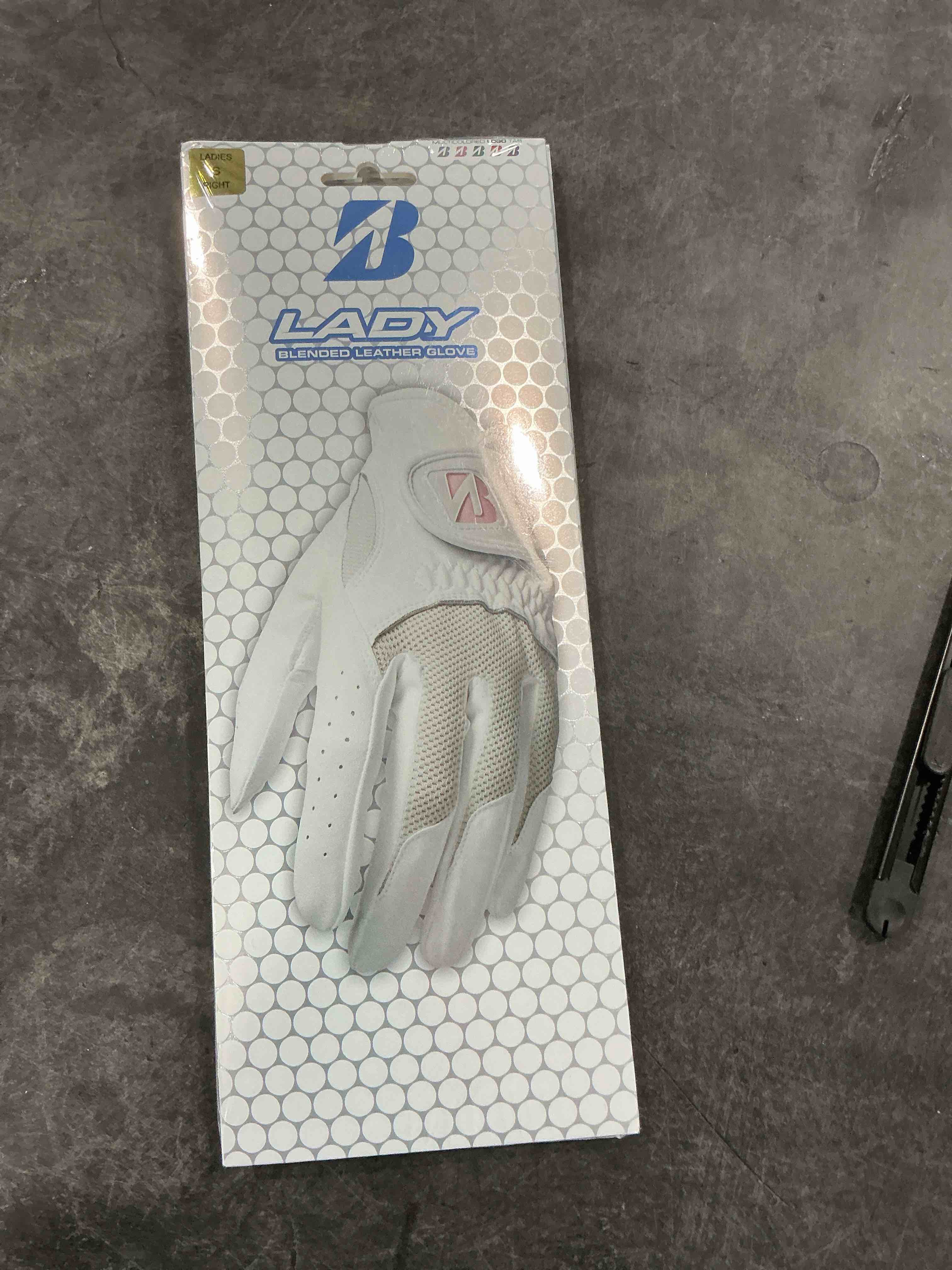 https://s3.amazonaws.com/lotting-images-prod/NonstopDeals/GRA3506490_1760805960829.jpeg