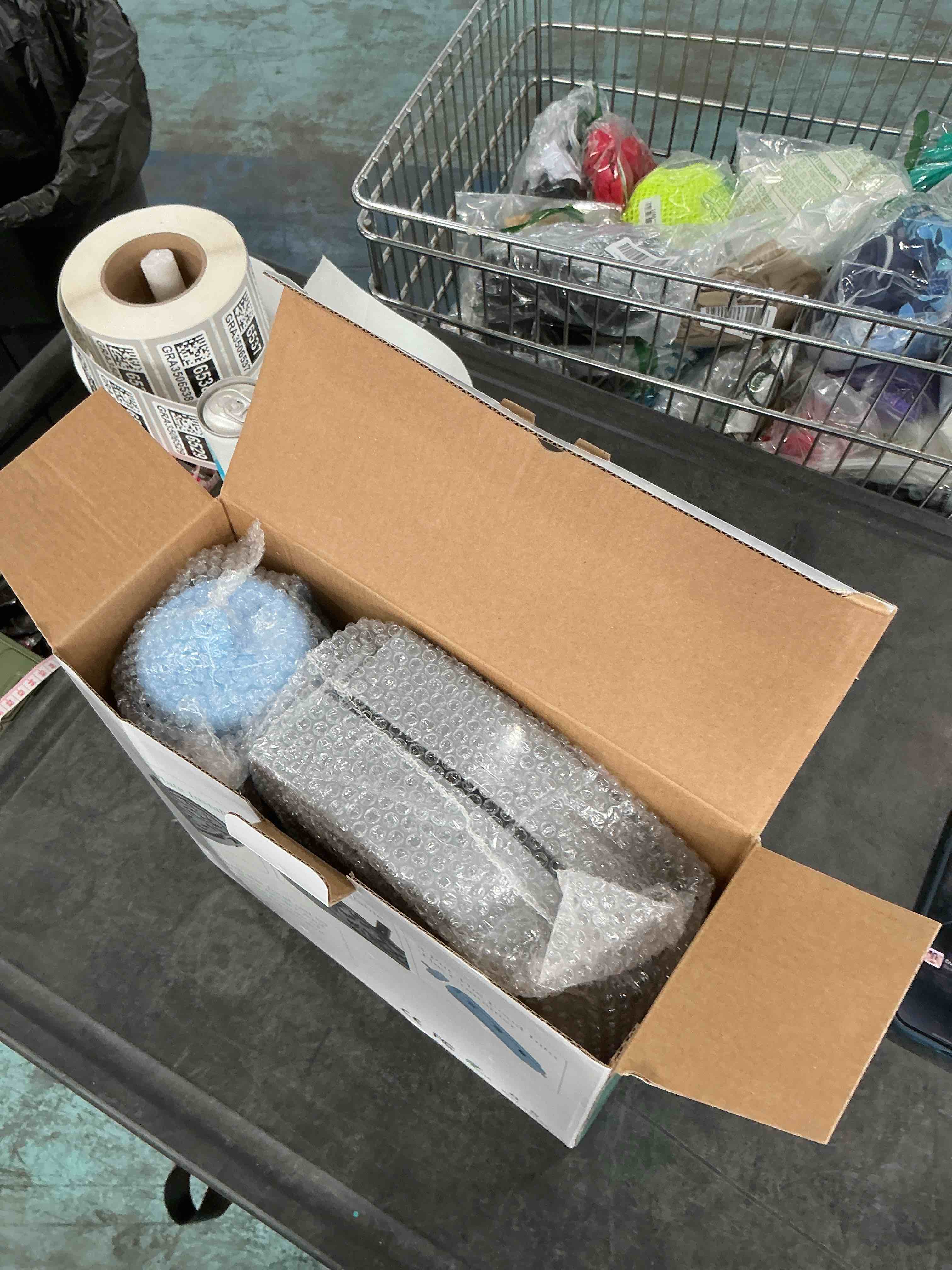 https://s3.amazonaws.com/lotting-images-prod/NonstopDeals/GRA3506529_1760815198438.jpeg