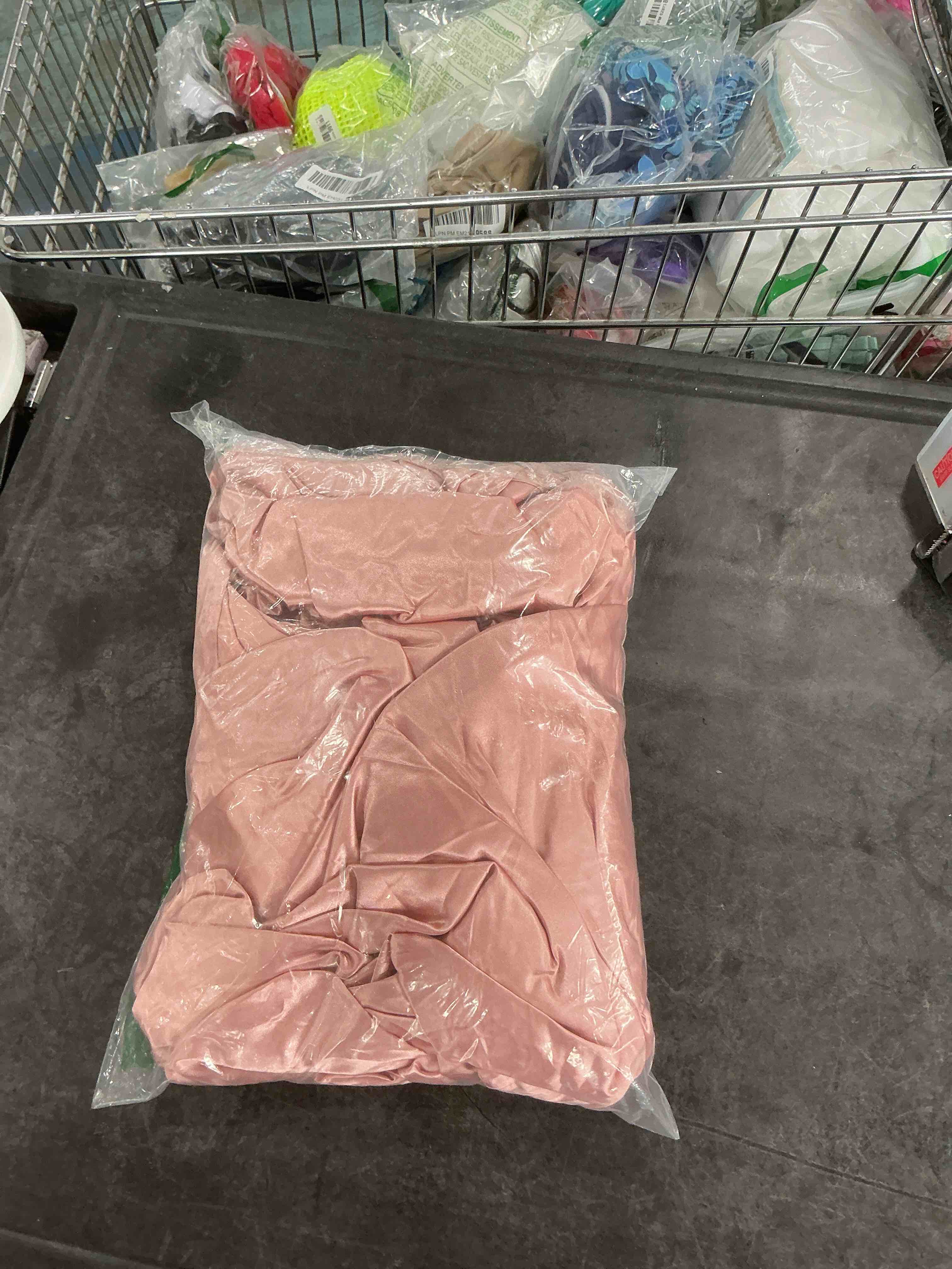 https://s3.amazonaws.com/lotting-images-prod/NonstopDeals/GRA3506535_1760816617386.jpeg