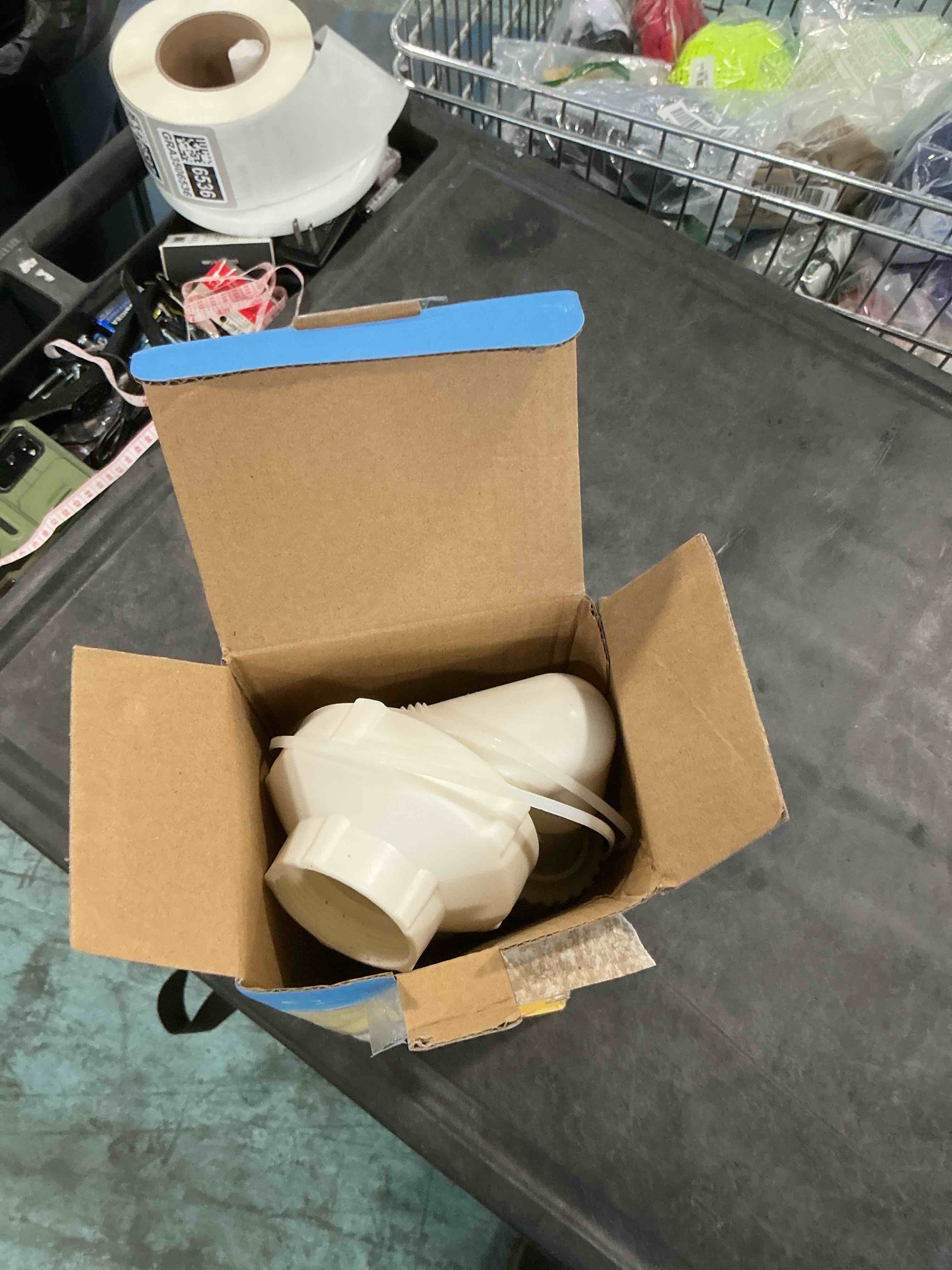 https://s3.amazonaws.com/lotting-images-prod/NonstopDeals/GRA3506536_1760816749078.jpeg