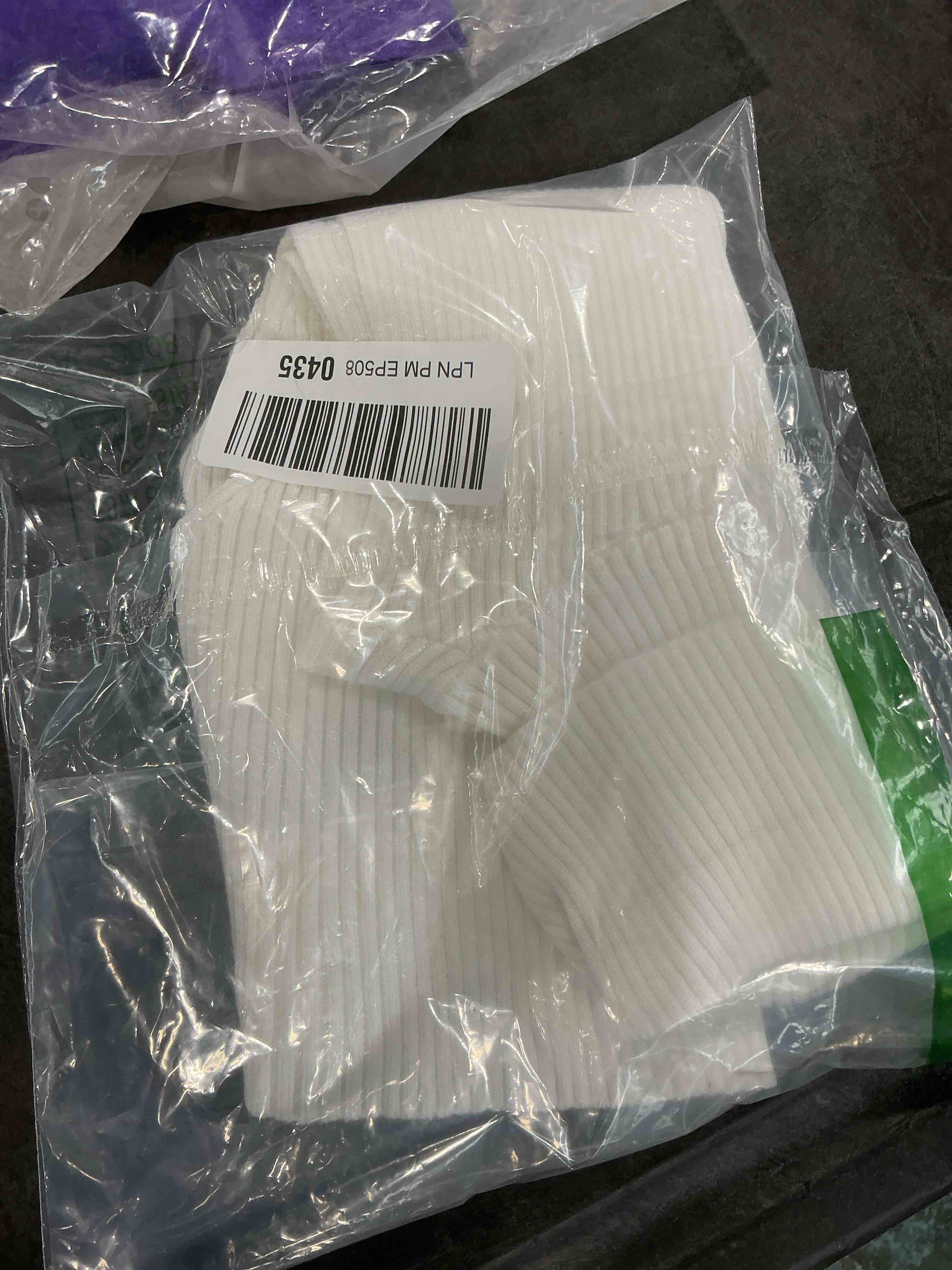 https://s3.amazonaws.com/lotting-images-prod/NonstopDeals/GRA3506545_1760821093918.jpeg