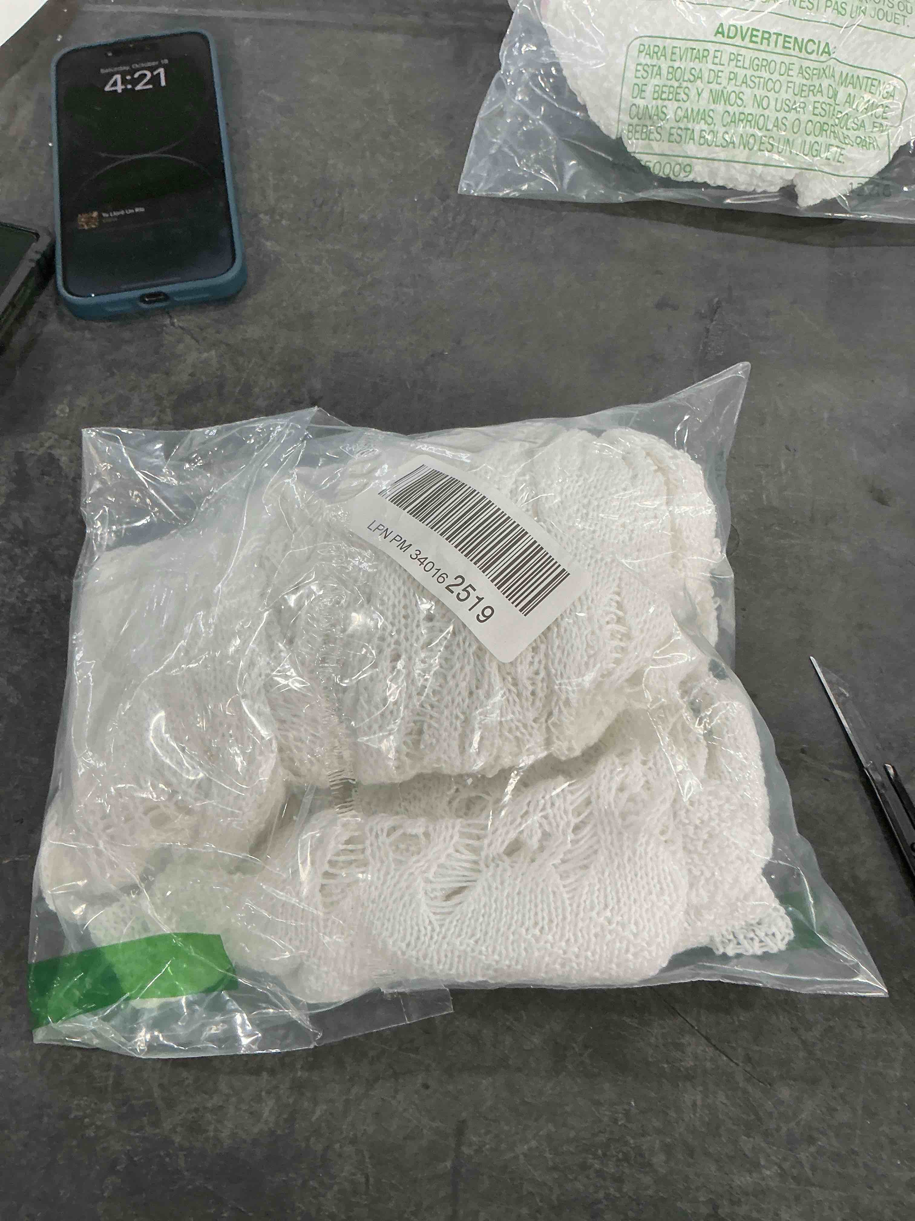 https://s3.amazonaws.com/lotting-images-prod/NonstopDeals/GRA3506549_1760822471628.jpeg
