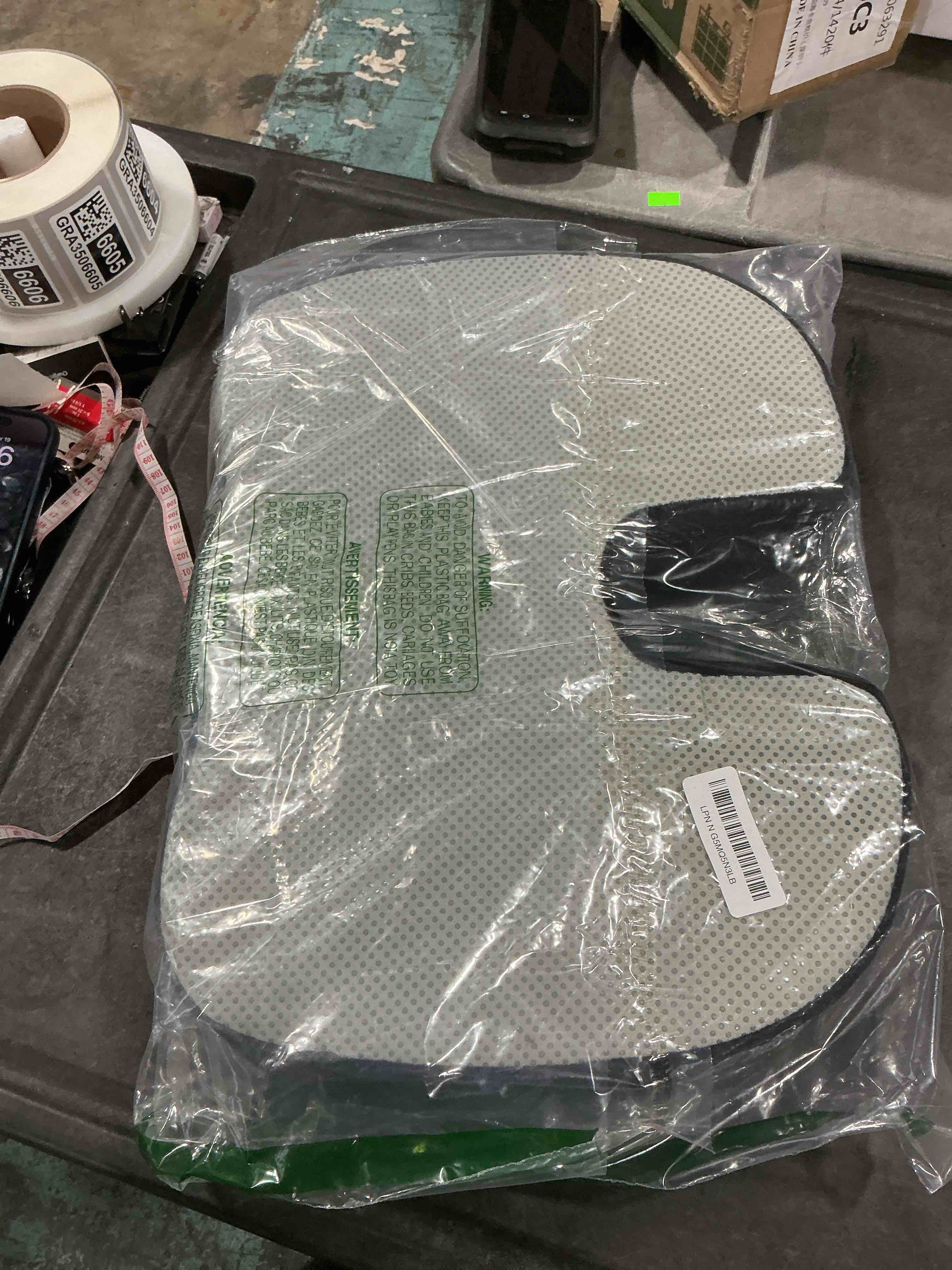 https://s3.amazonaws.com/lotting-images-prod/NonstopDeals/GRA3506598_1760887577995.jpeg