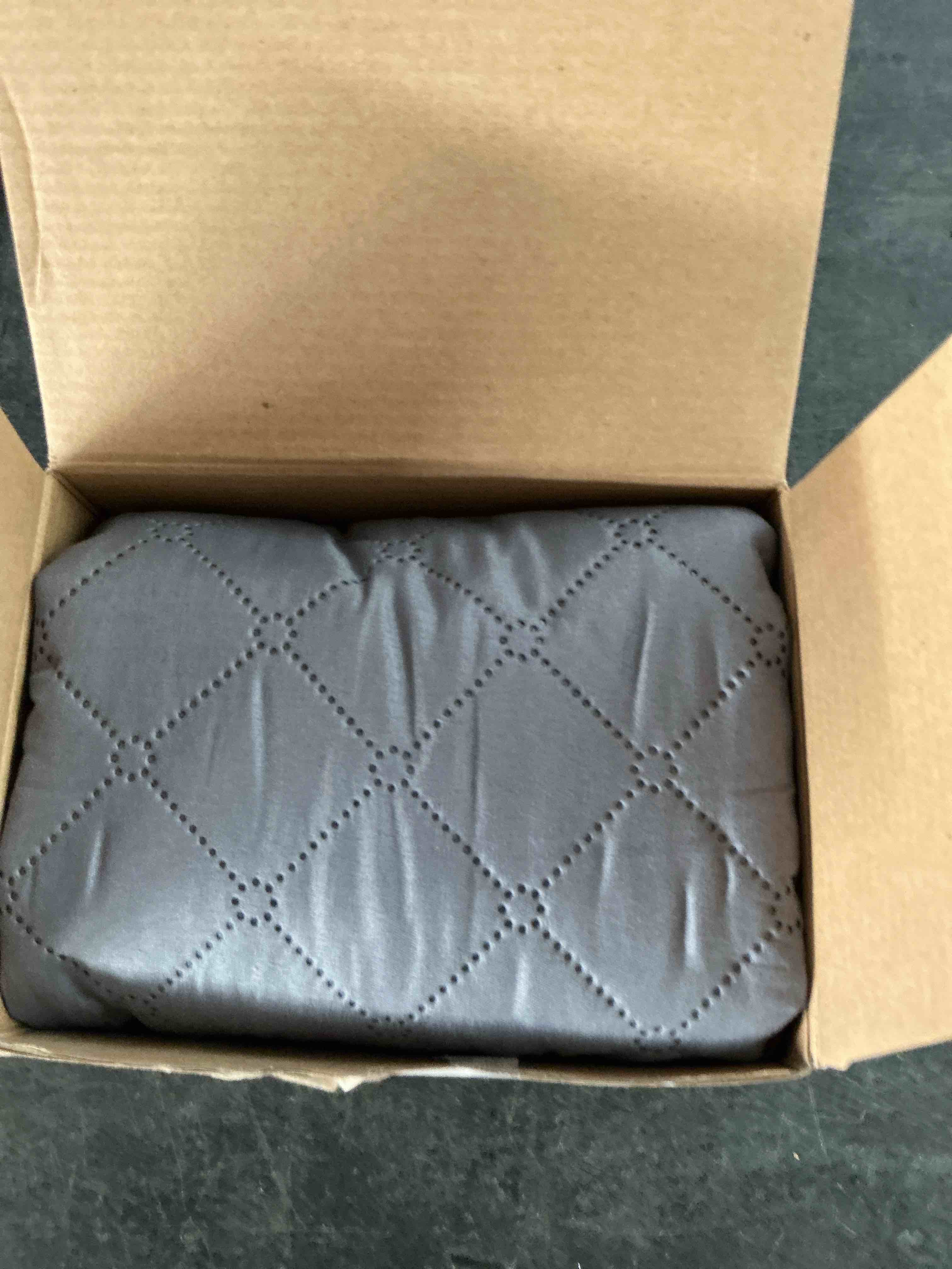 https://s3.amazonaws.com/lotting-images-prod/NonstopDeals/GRA3506617_1760970521618.jpeg
