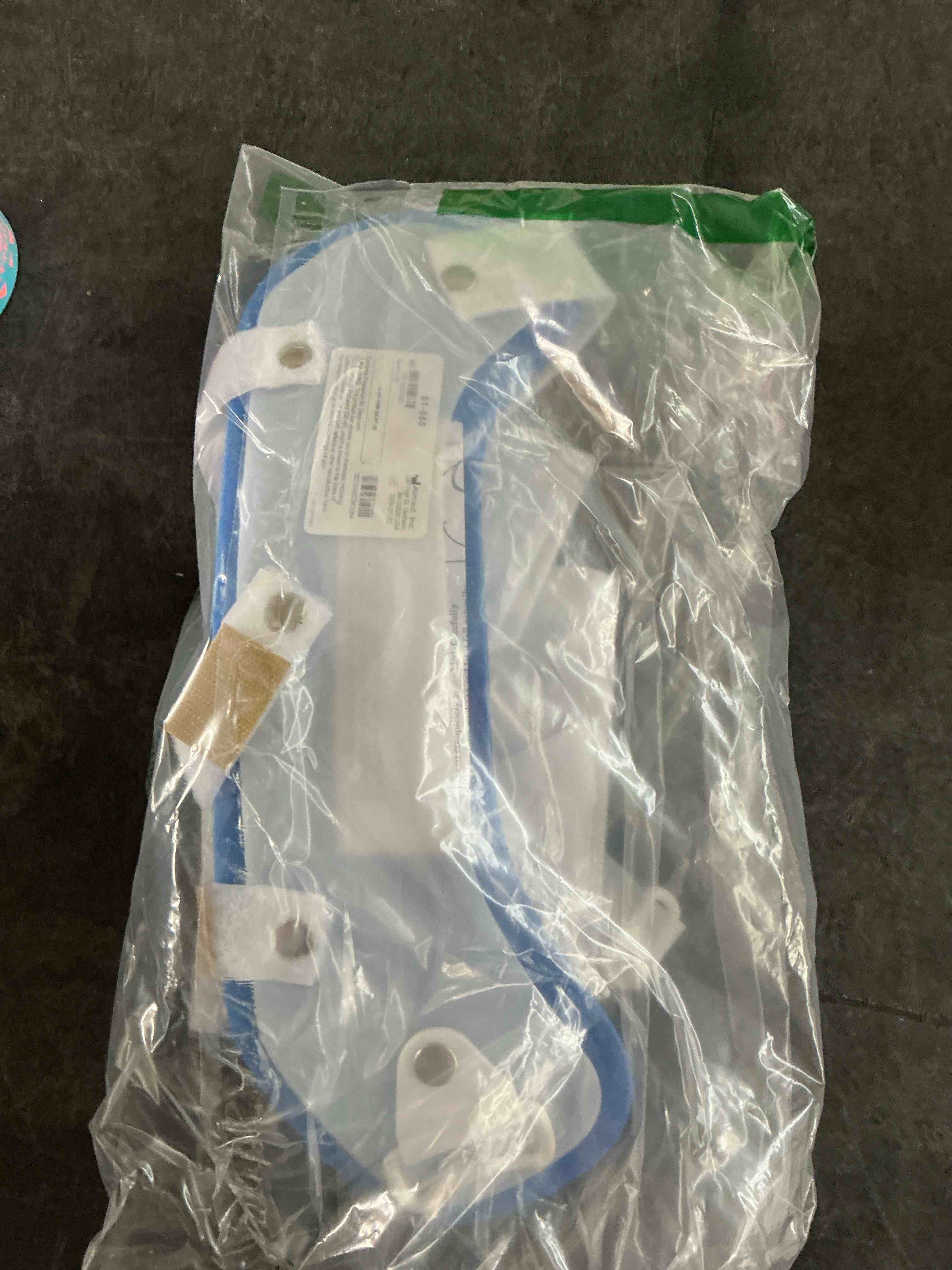 https://s3.amazonaws.com/lotting-images-prod/NonstopDeals/GRA3506628_1760971565577.jpeg