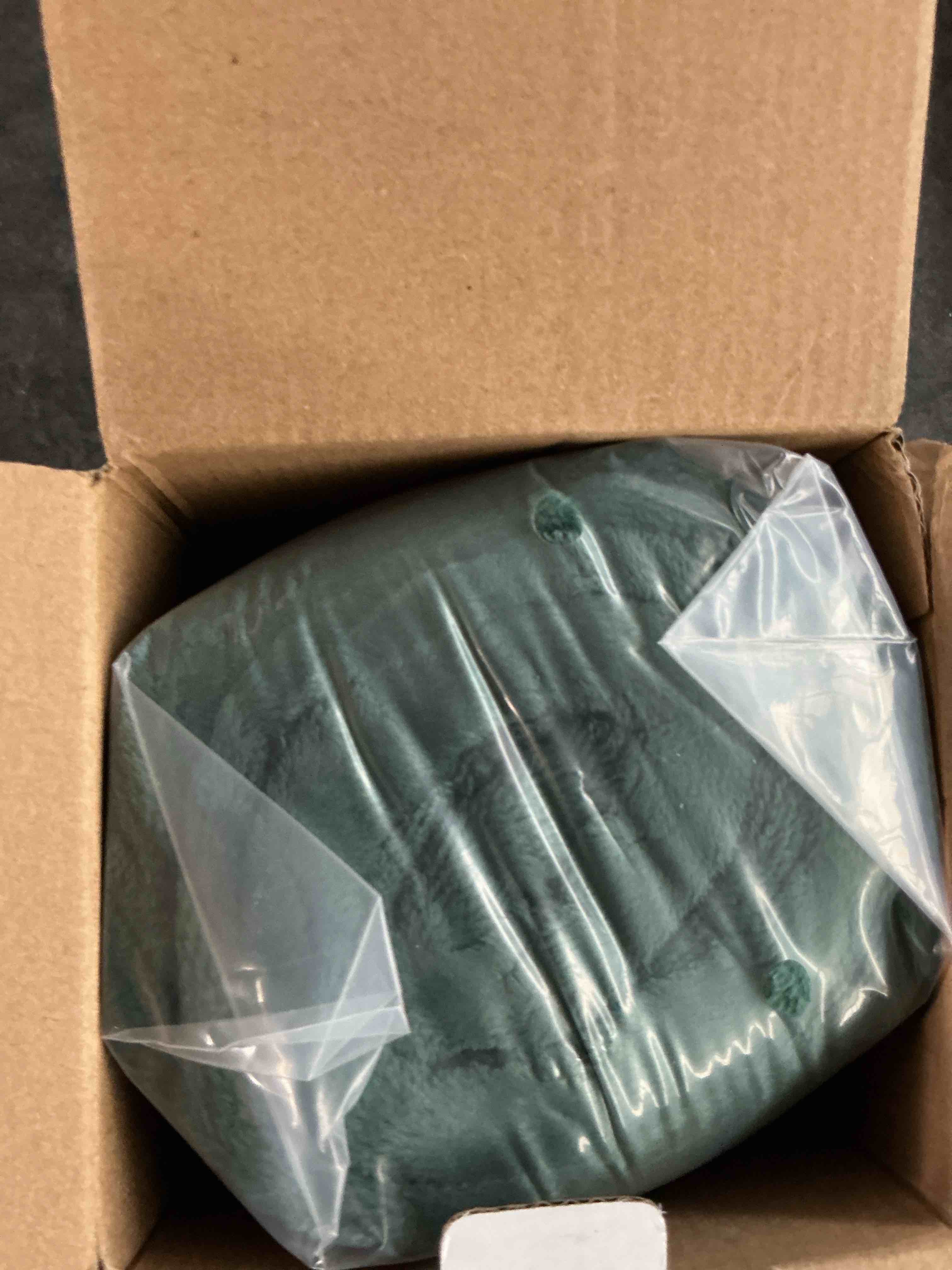 https://s3.amazonaws.com/lotting-images-prod/NonstopDeals/GRA3506660_1760975125567.jpeg