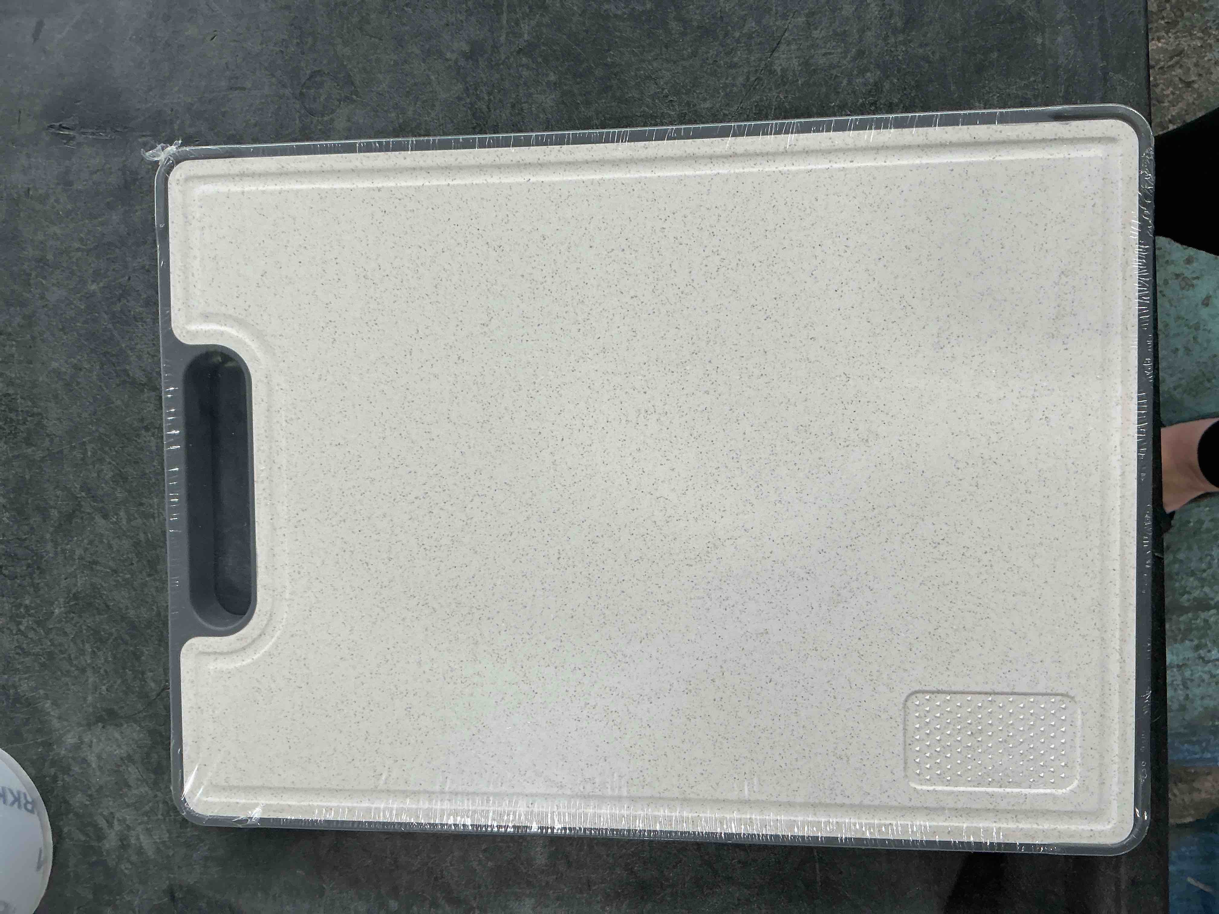 https://s3.amazonaws.com/lotting-images-prod/NonstopDeals/GRA3506738_1760983521997.jpeg