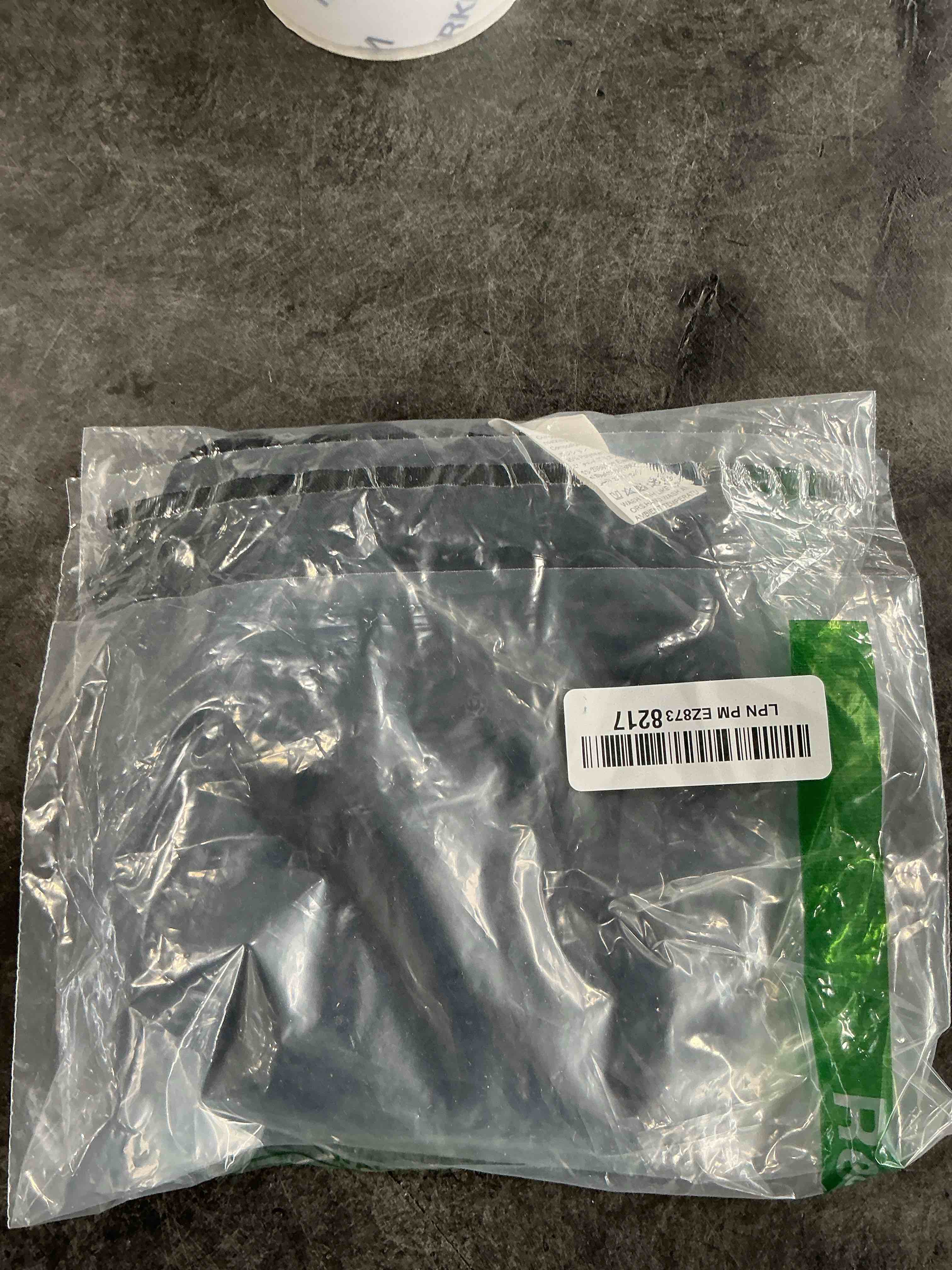 https://s3.amazonaws.com/lotting-images-prod/NonstopDeals/GRA3506744_1760983841774.jpeg