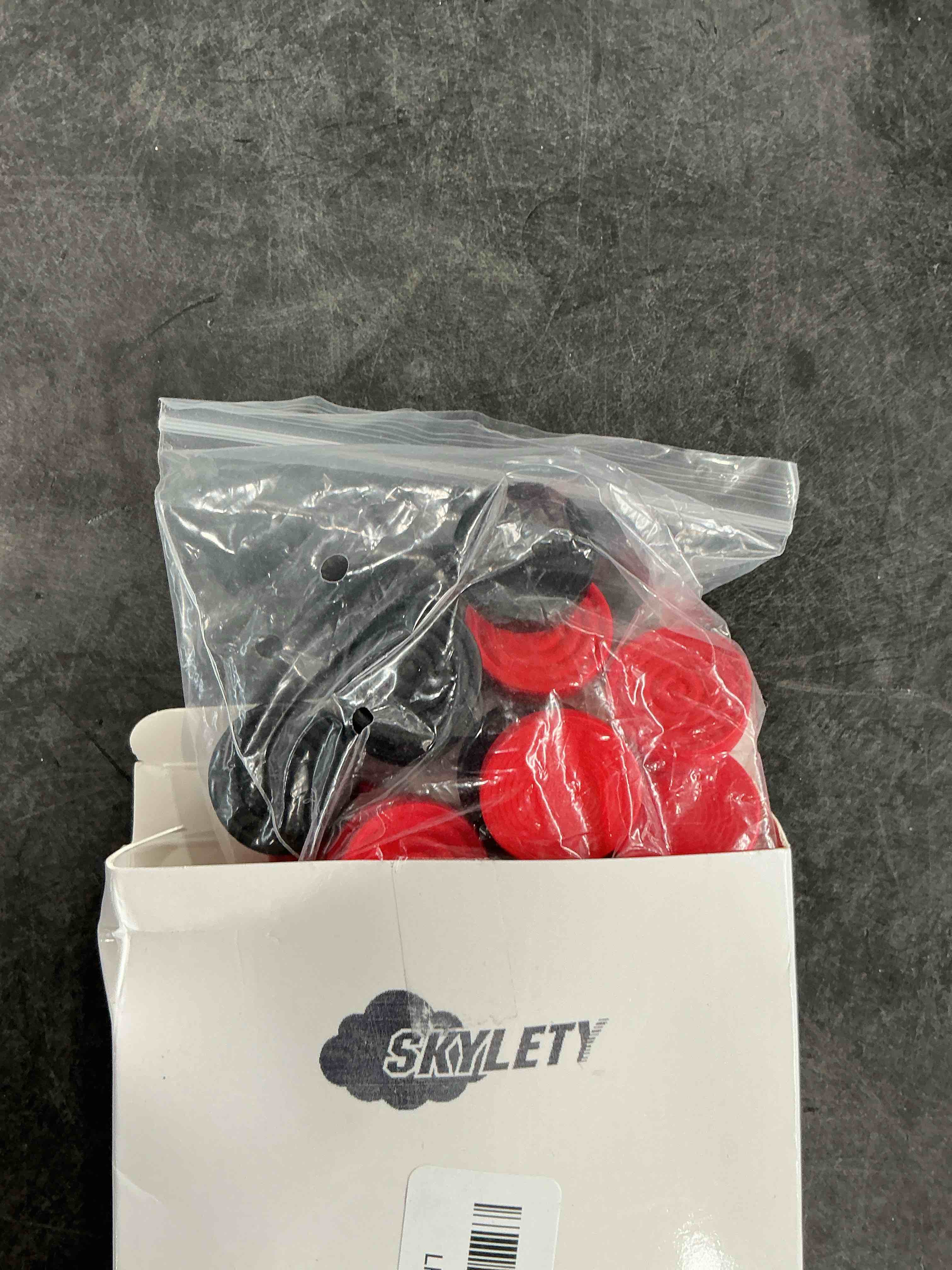 https://s3.amazonaws.com/lotting-images-prod/NonstopDeals/GRA3506767_1760985197370.jpeg