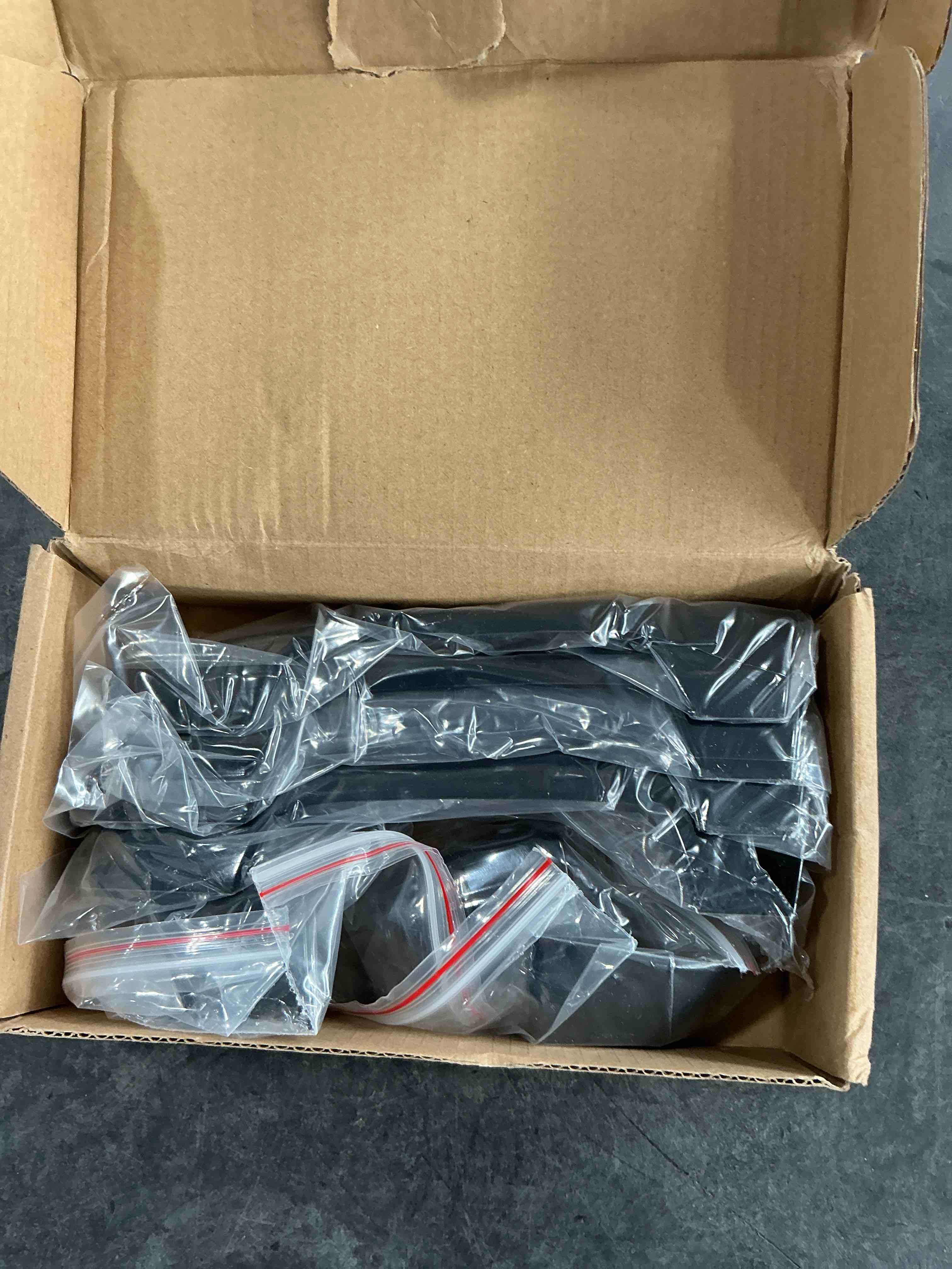https://s3.amazonaws.com/lotting-images-prod/NonstopDeals/GRA3506807_1760987167309.jpeg
