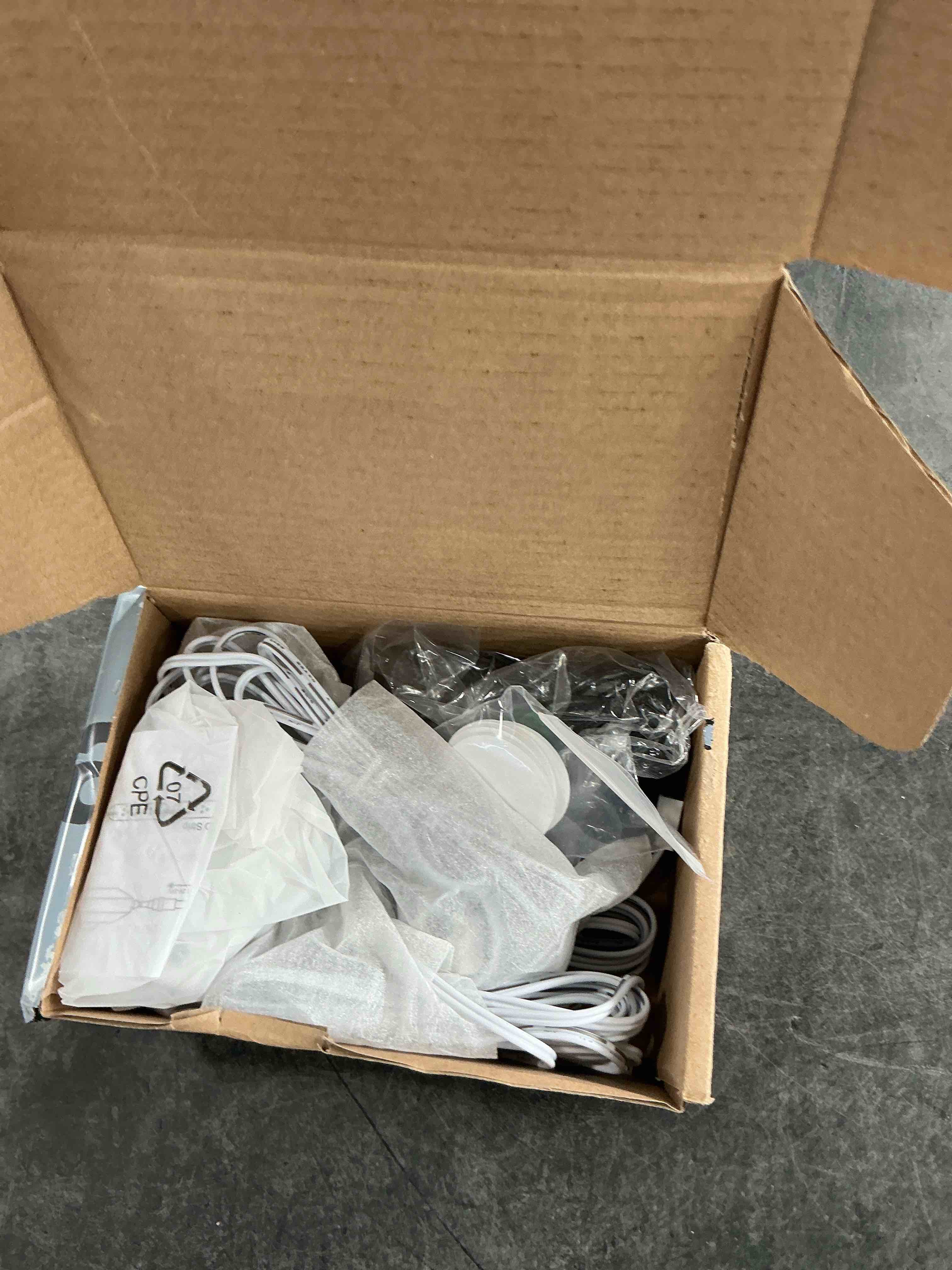 https://s3.amazonaws.com/lotting-images-prod/NonstopDeals/GRA3506853_1760991883429.jpeg