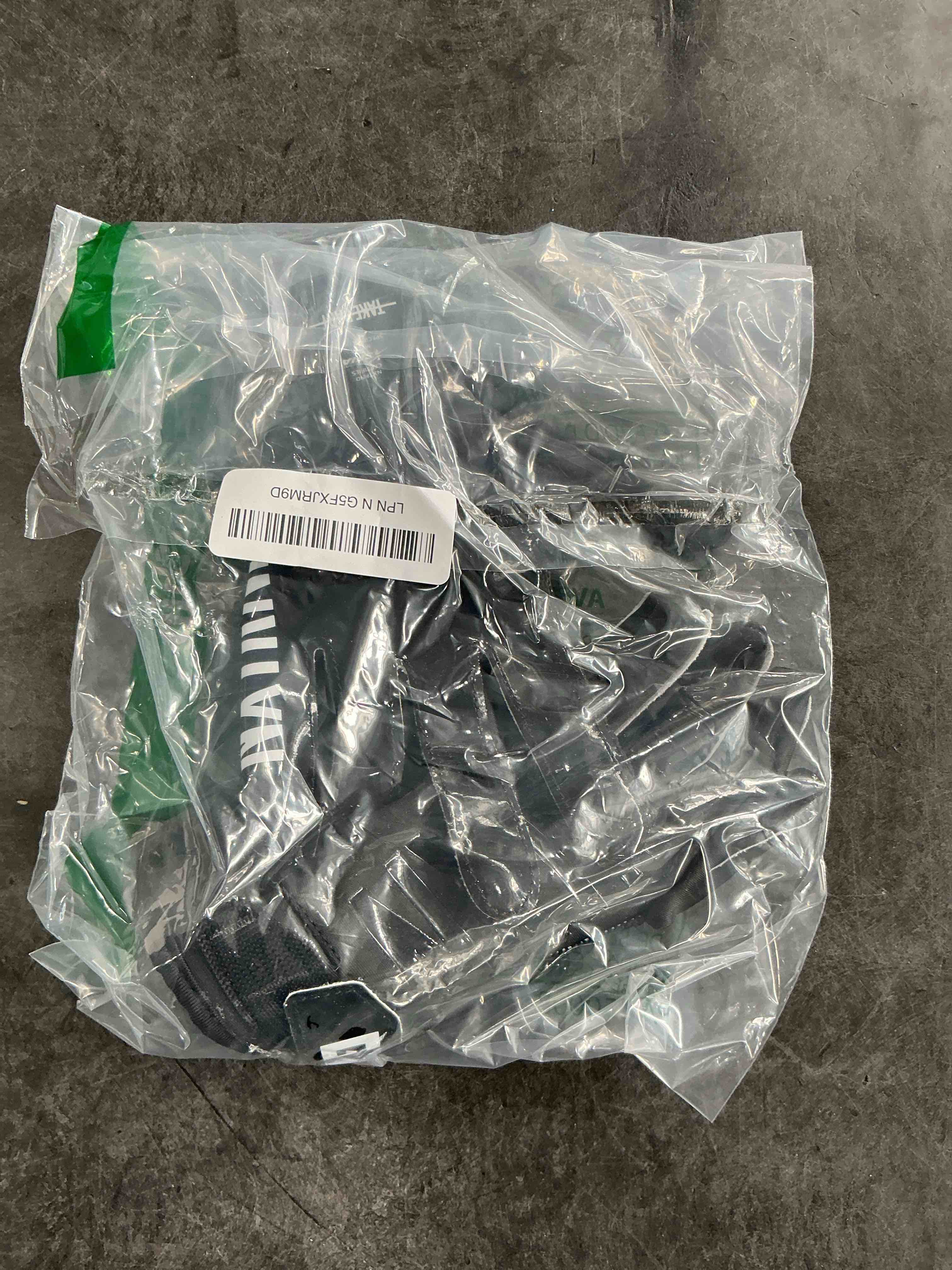 https://s3.amazonaws.com/lotting-images-prod/NonstopDeals/GRA3506857_1760992112316.jpeg