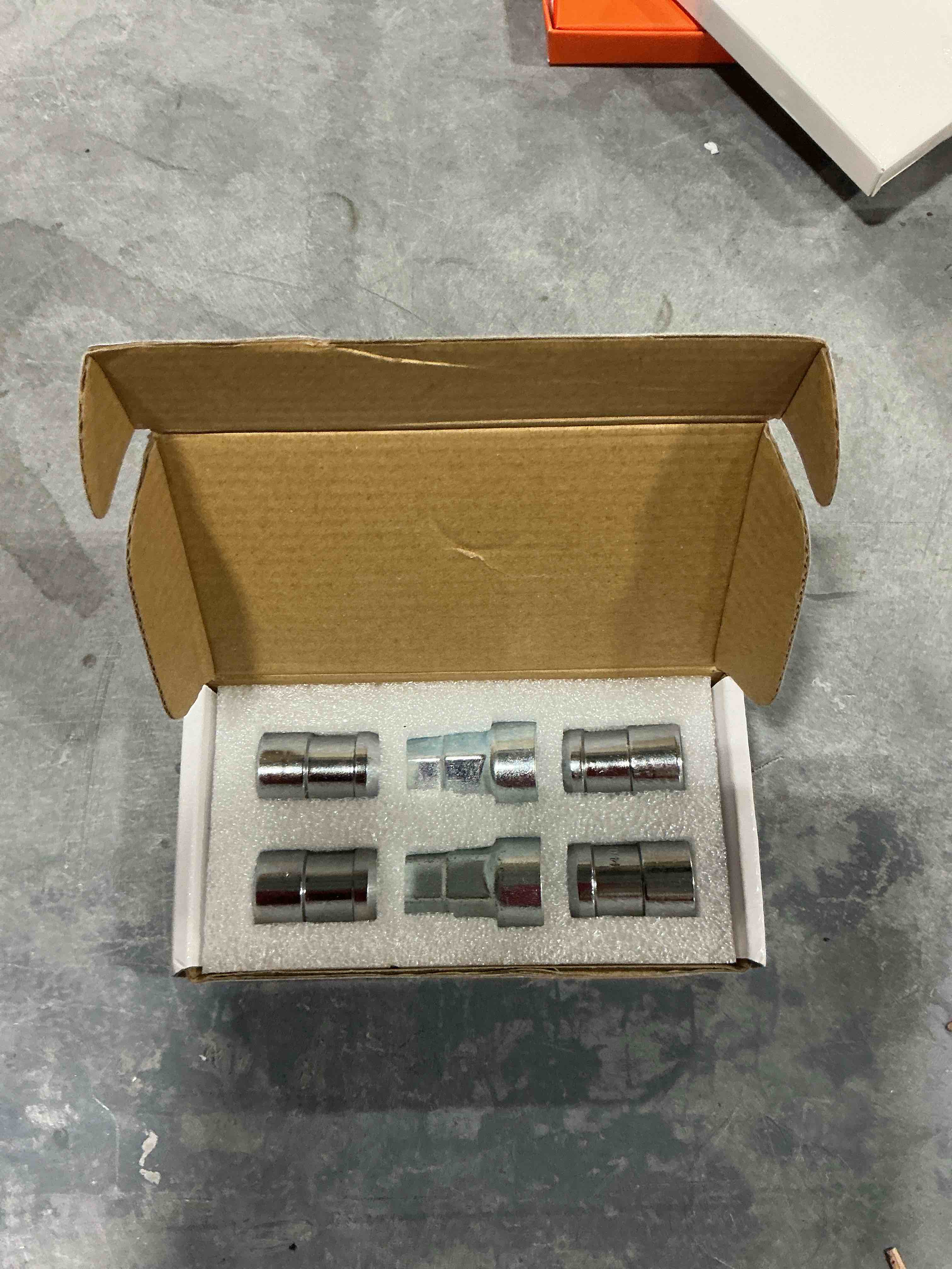 https://s3.amazonaws.com/lotting-images-prod/NonstopDeals/GRA3506864_1761000789647.jpeg